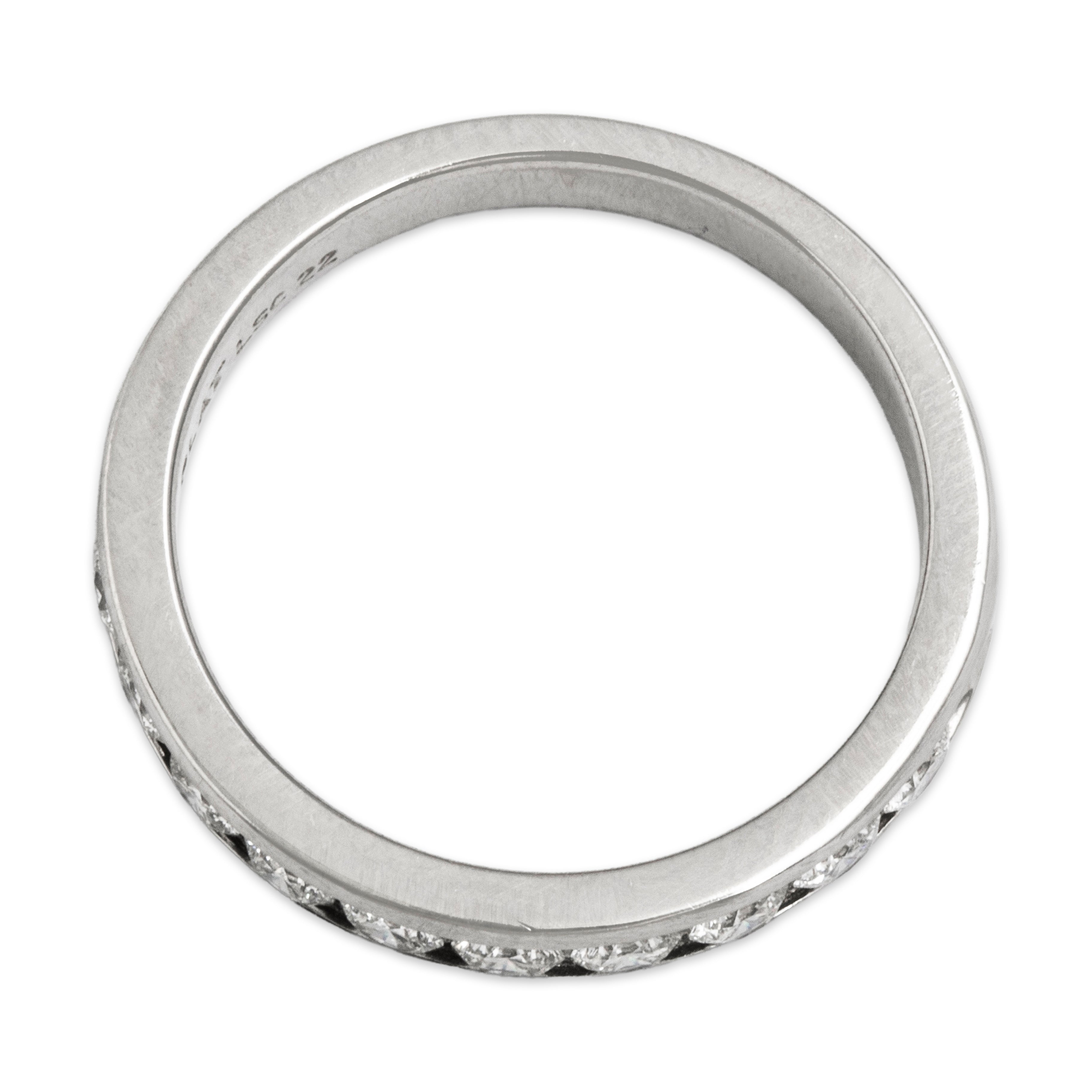 Vintage Platinum .6cttw Diamond Glittering Channel Band Ring - detail view #1