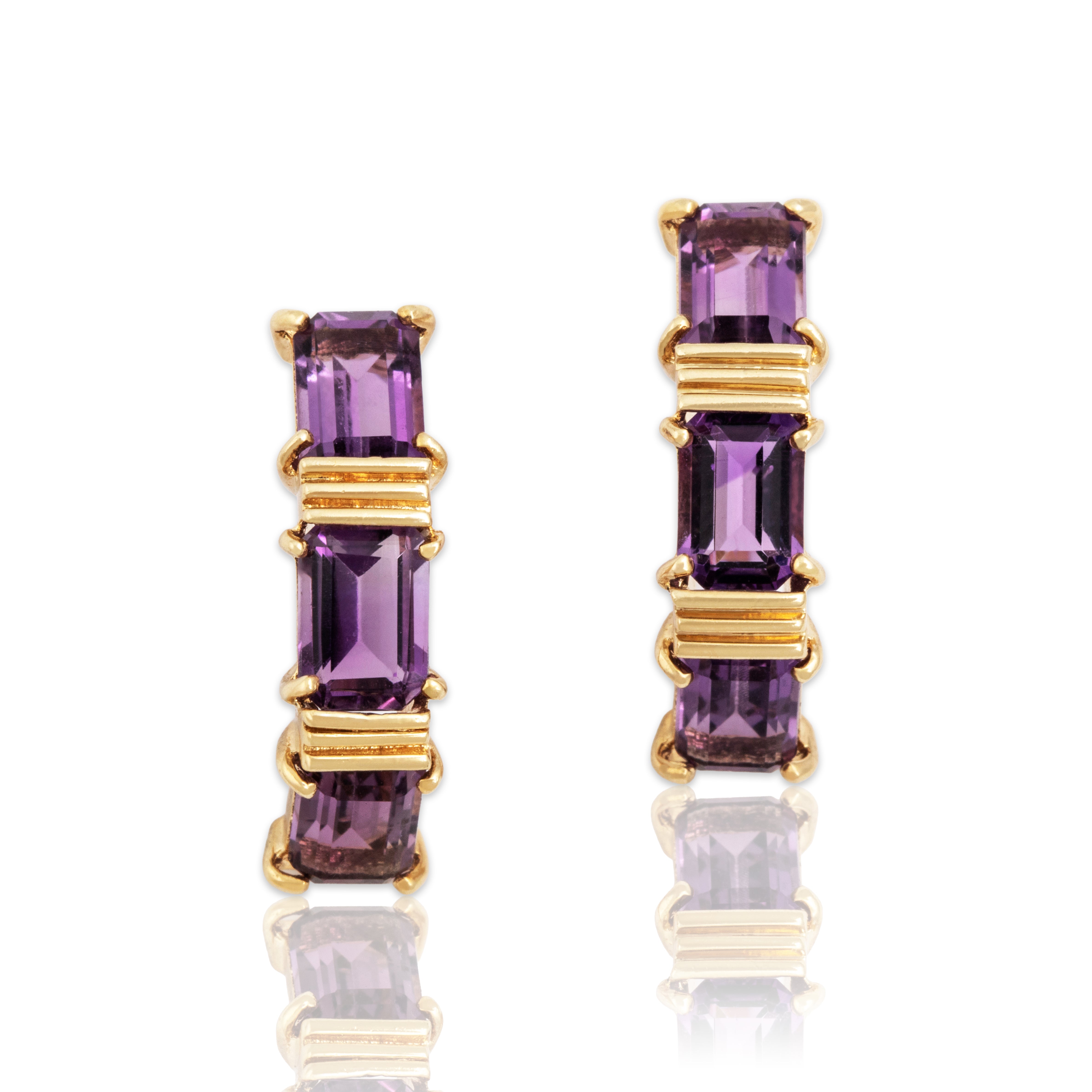 Vintage 14K Yellow Gold 2.81cttw Amethyst Emerald-Cut Line Earrings - Close-up view