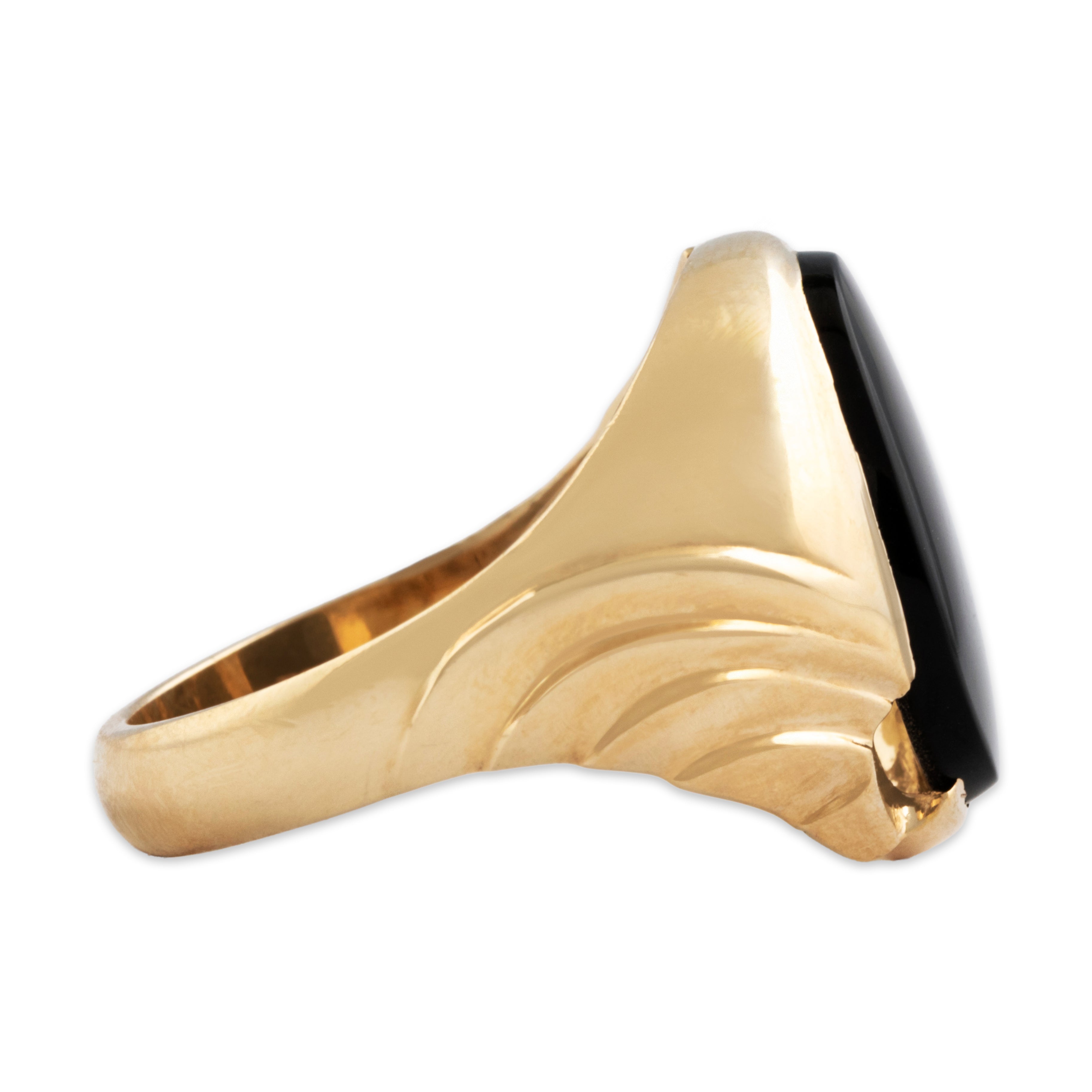 Vintage 10k Yellow Gold Onyx Swirling Oval Signet Ring  - Side view