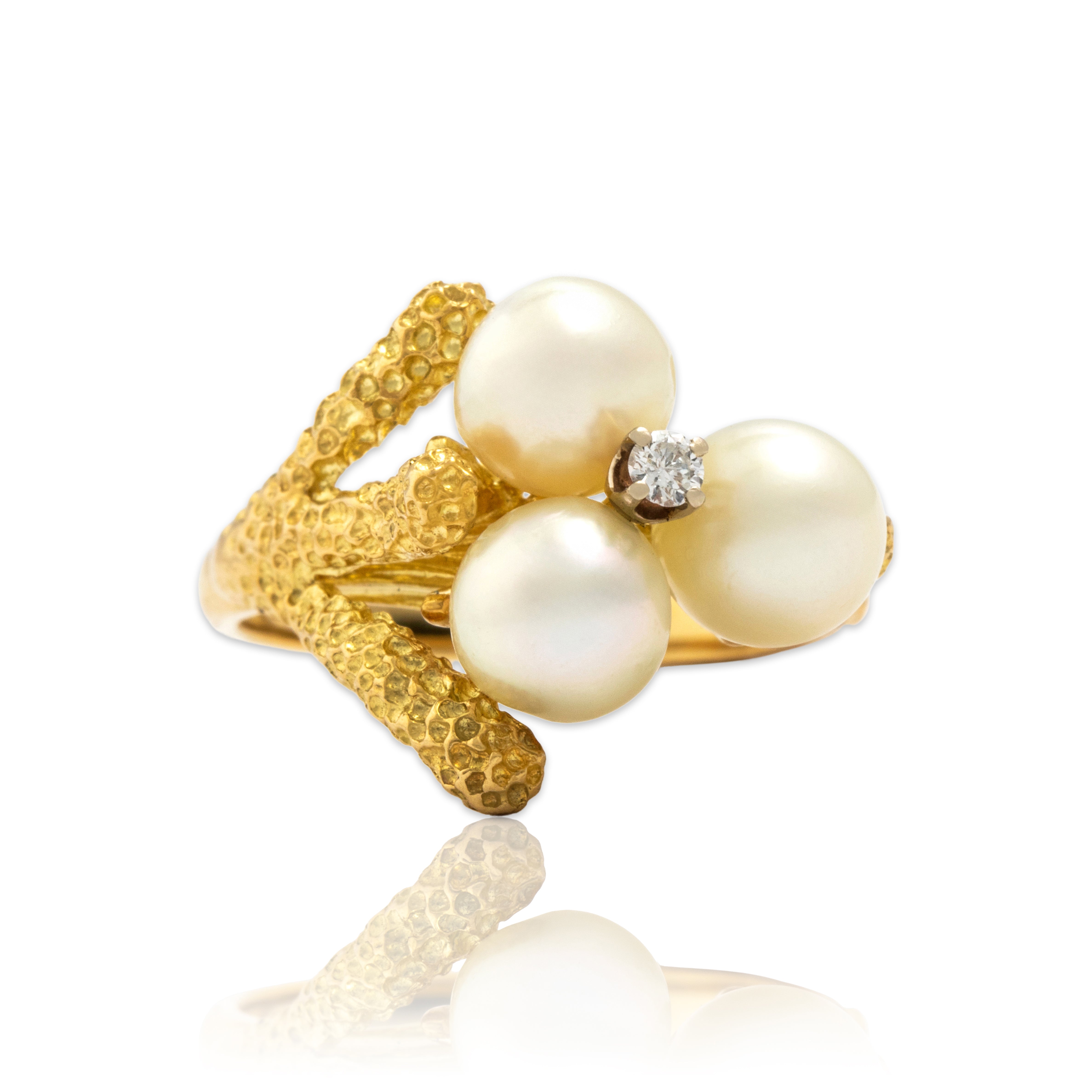 Vintage 18k Yellow Gold Pearl Diamond Bold Brutalist Abstract Shoulder Ring - Close-up view