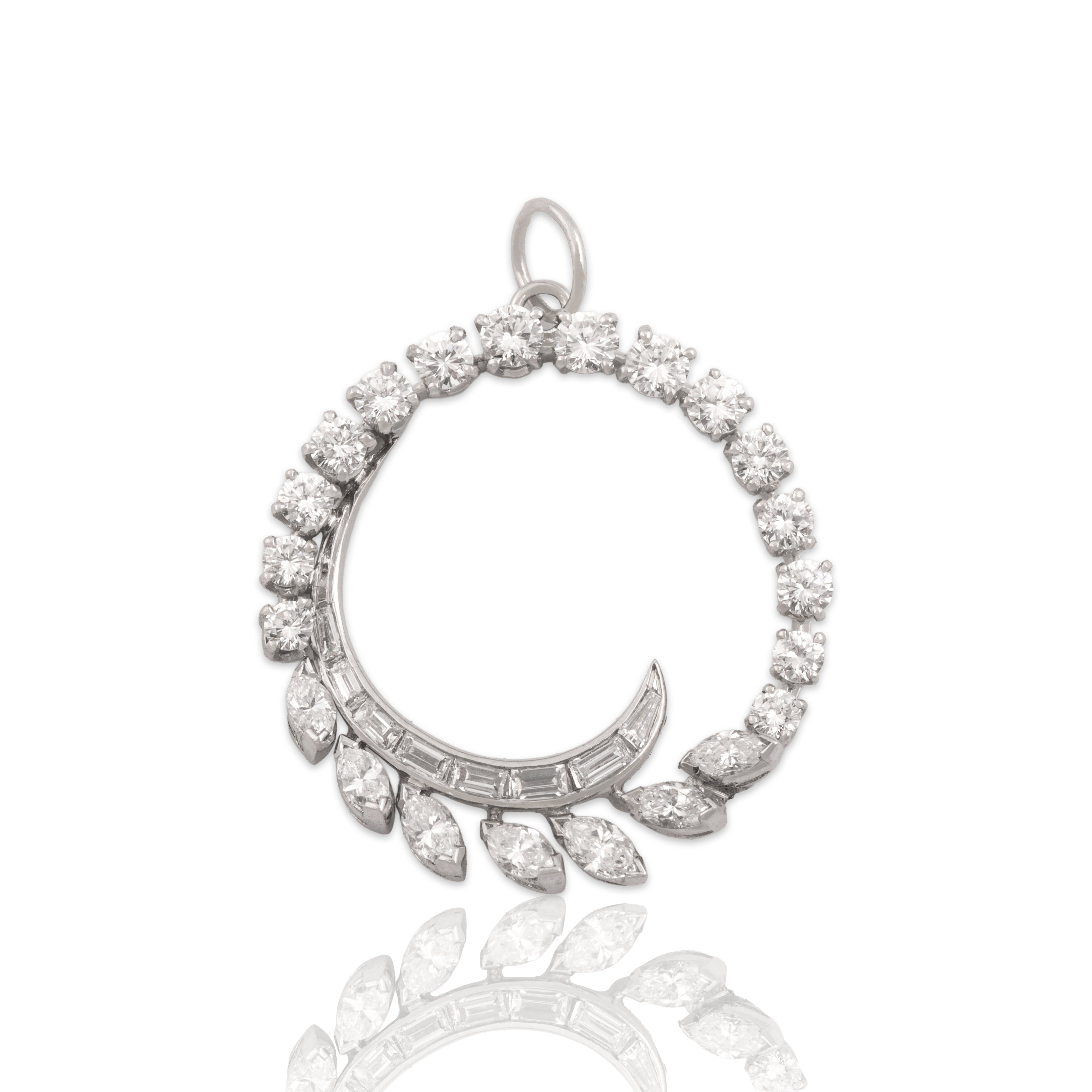 Vintage Platinum 2.25cttw Diamond Fabulous Mixed-Cut Swirl Pendant - Close-up view