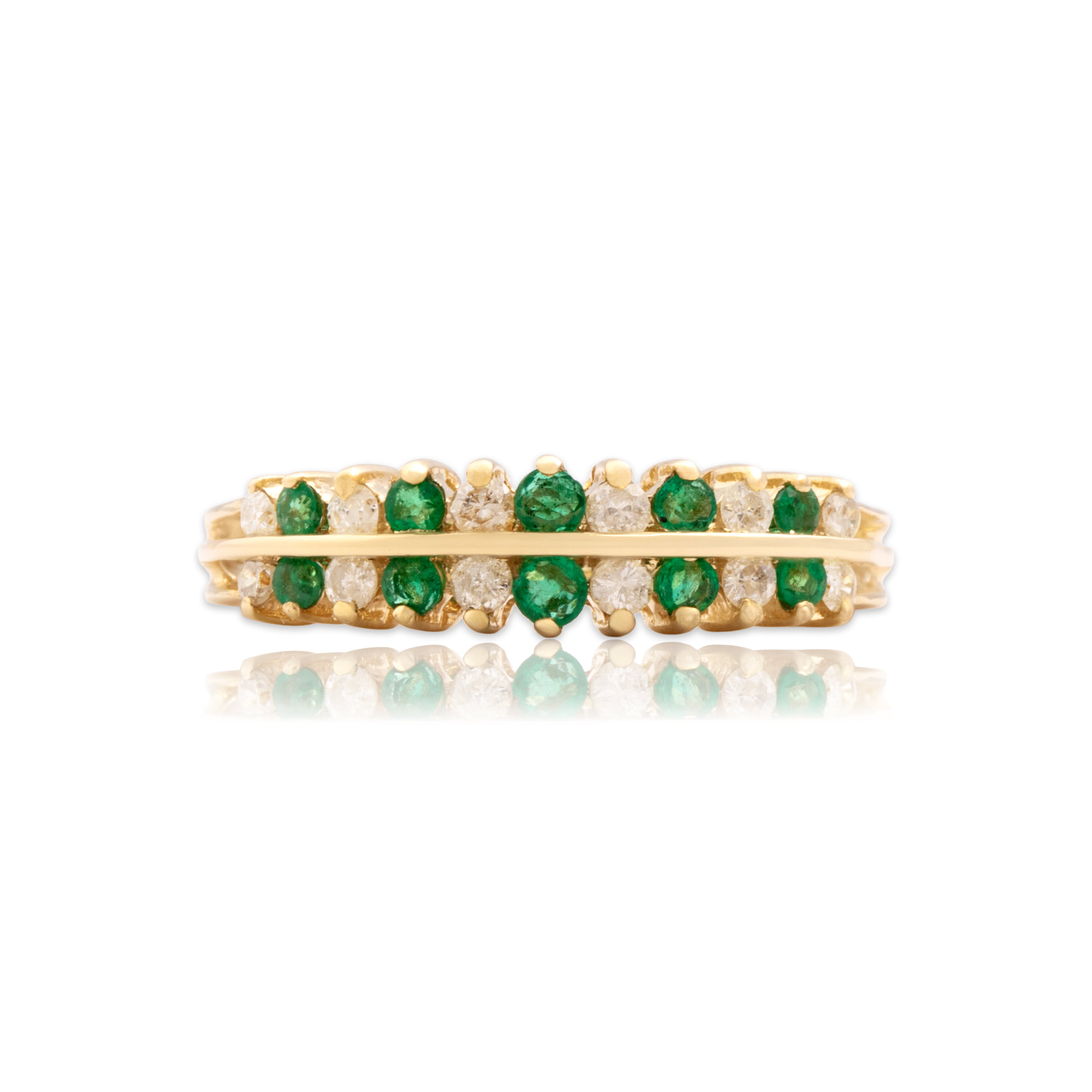 Vintage 14k Yellow Gold [Custom Carat] Alternating Evergreen Line Ring - Close-up view