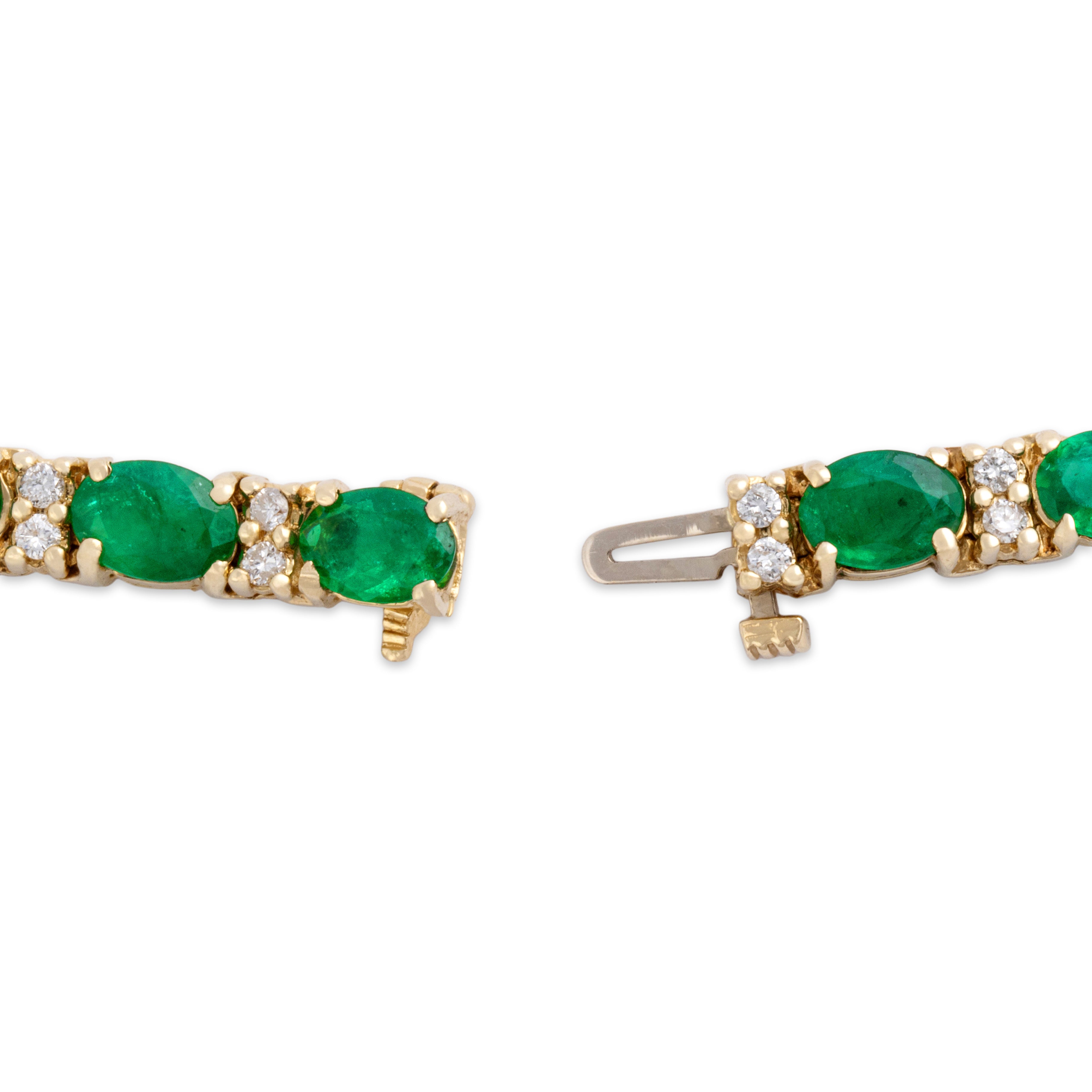 Vintage Substantial 14k Yellow Gold 10.27cttw Emerald Diamond Line Bracelet 6.75