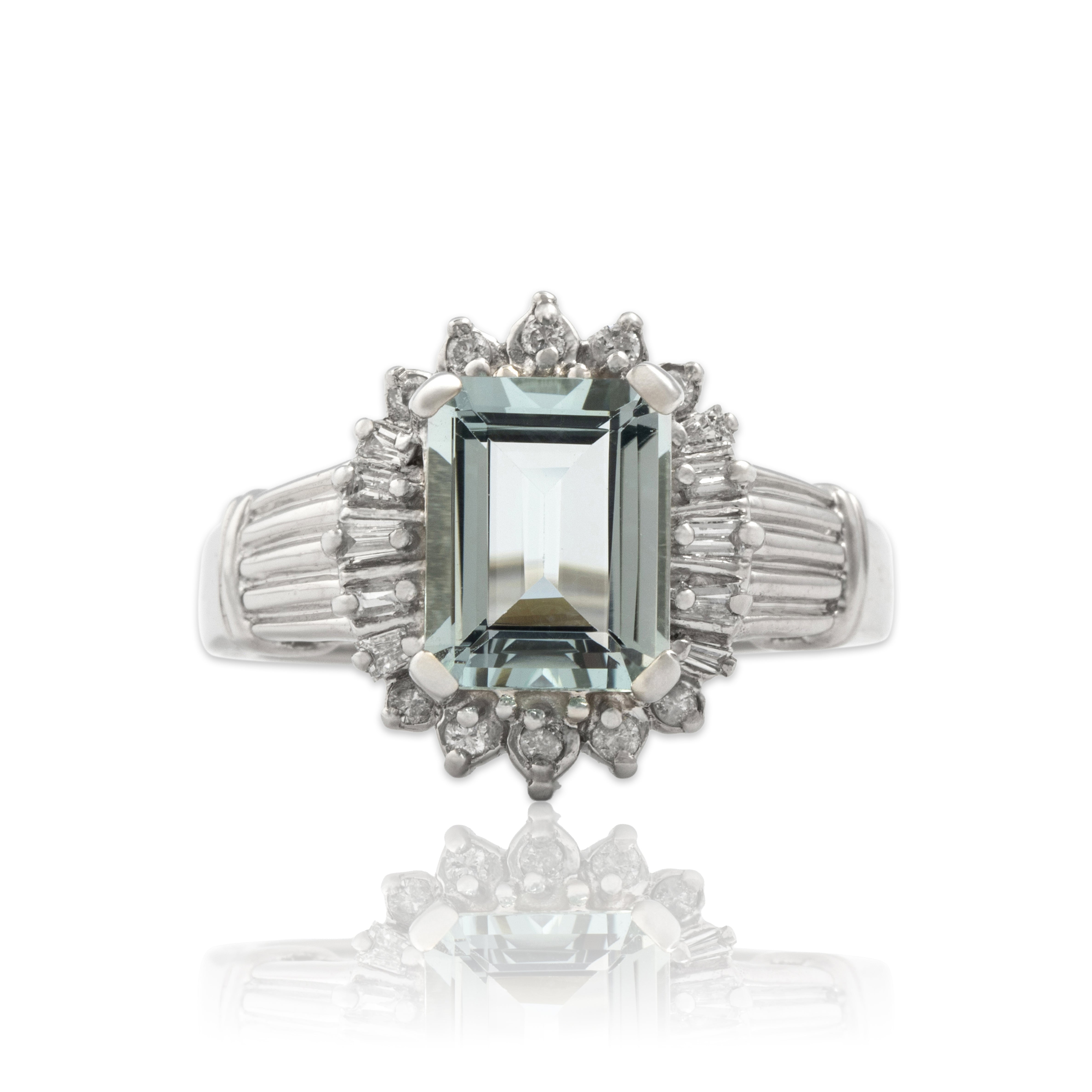 Vintage 14k White Gold 1.77ct Aquamarine Diamond Accented Halo Ring 6.50