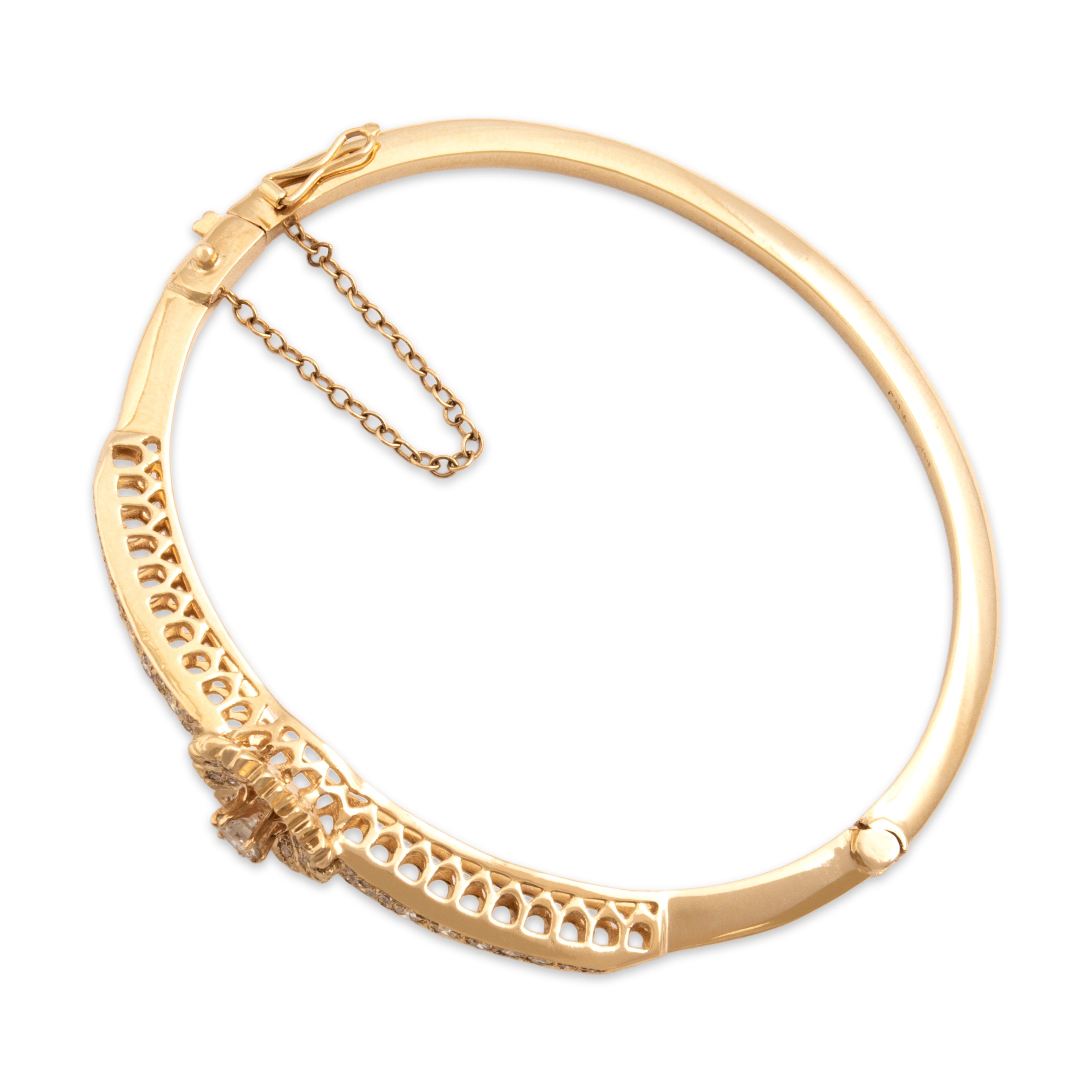 Vintage 14k Yellow Gold .71cttw Diamond Glittering Daisy Bangle Bracelet - Overall view