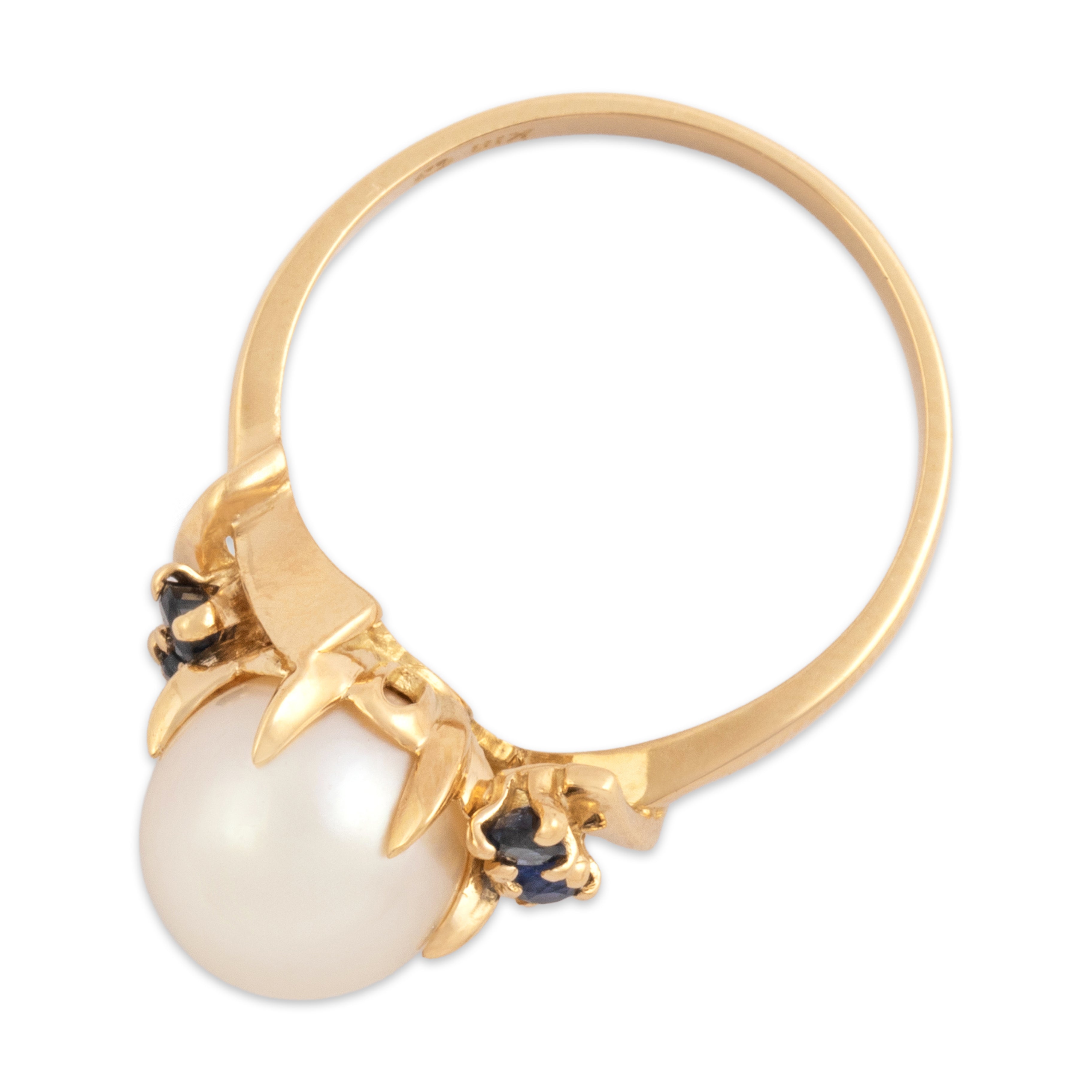 Vintage 18k Yellow Gold Pearl Blue Sapphire Refined Diagonal Bypass Ring - Overall view