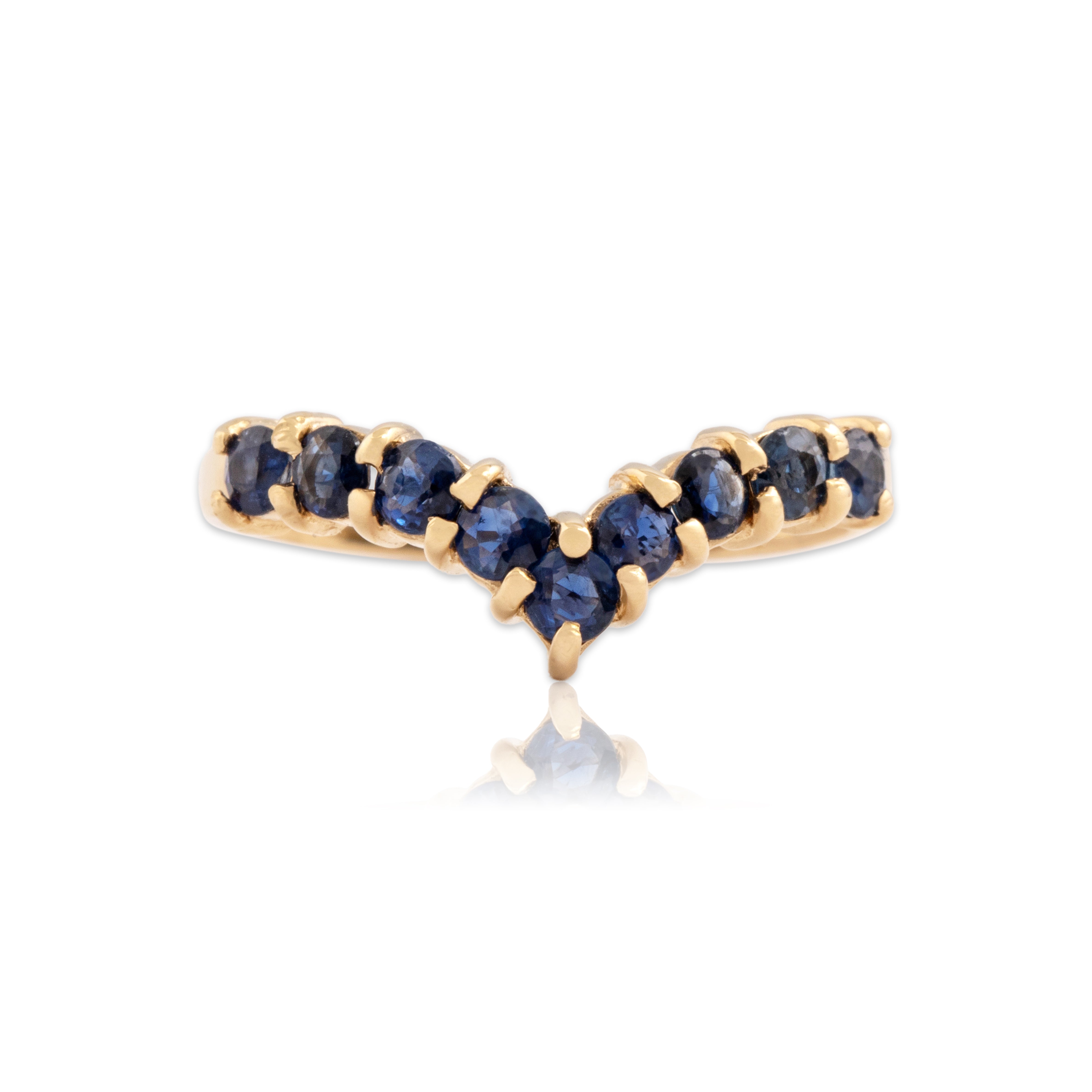 Vintage 14k Yellow Gold Blue Sapphire Chevron Line Ring - Close-up view