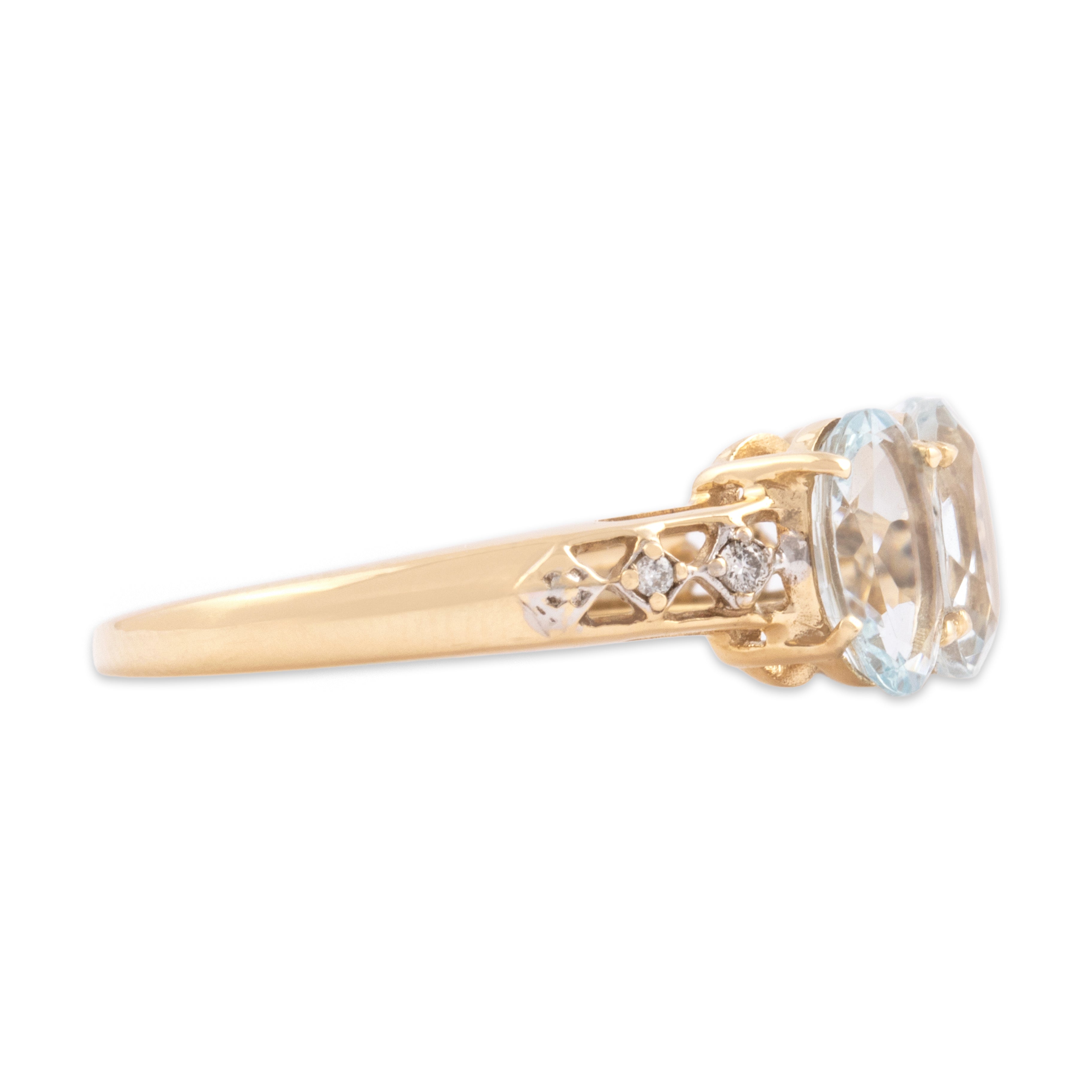 Estate English 9k Yellow Gold 1.88cttw Aquamarine Diamond Sparkling Classic Oval Trio Ring - Side view