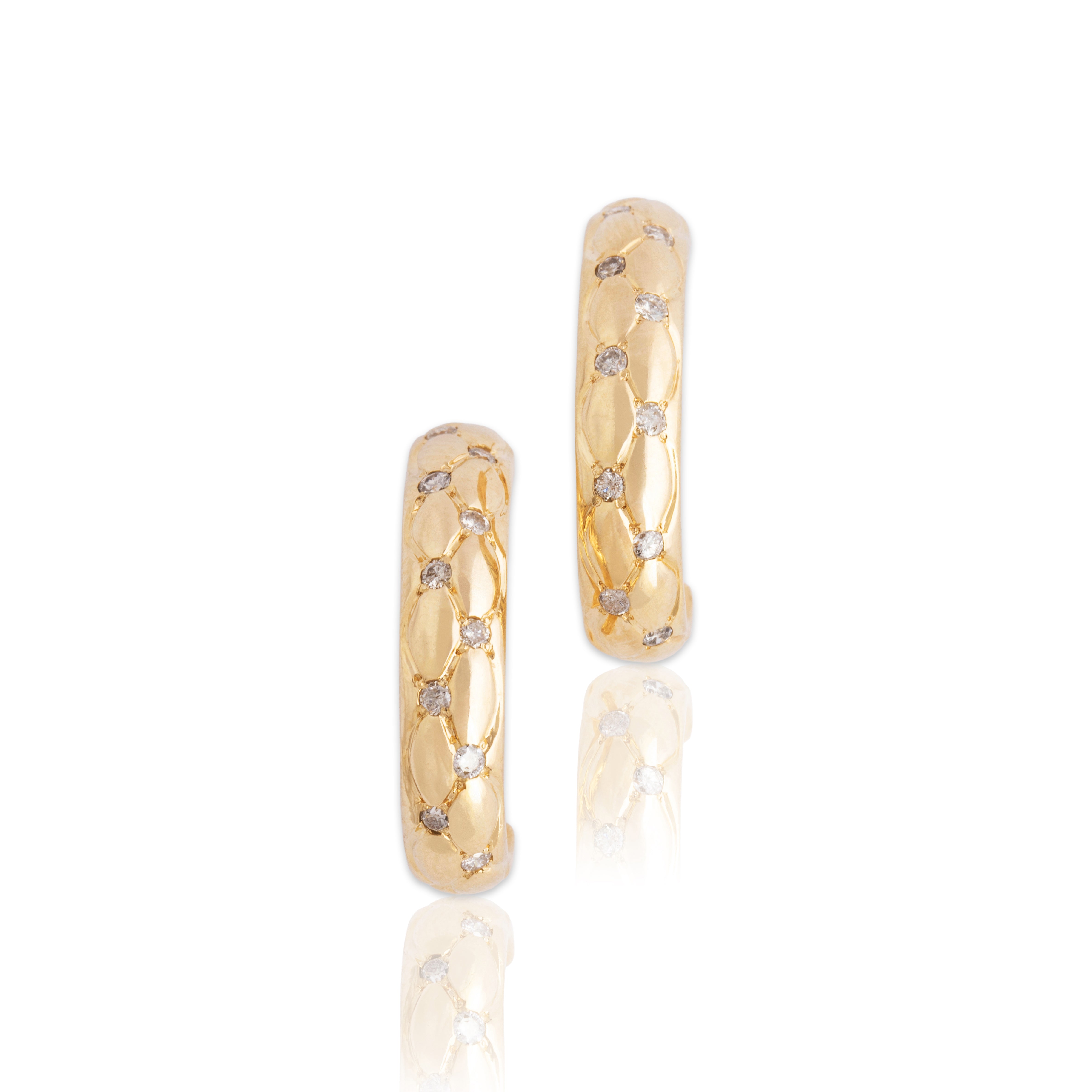 Vintage 14k Yellow Gold Diamond Sparkling Quilted Hoop Earrings