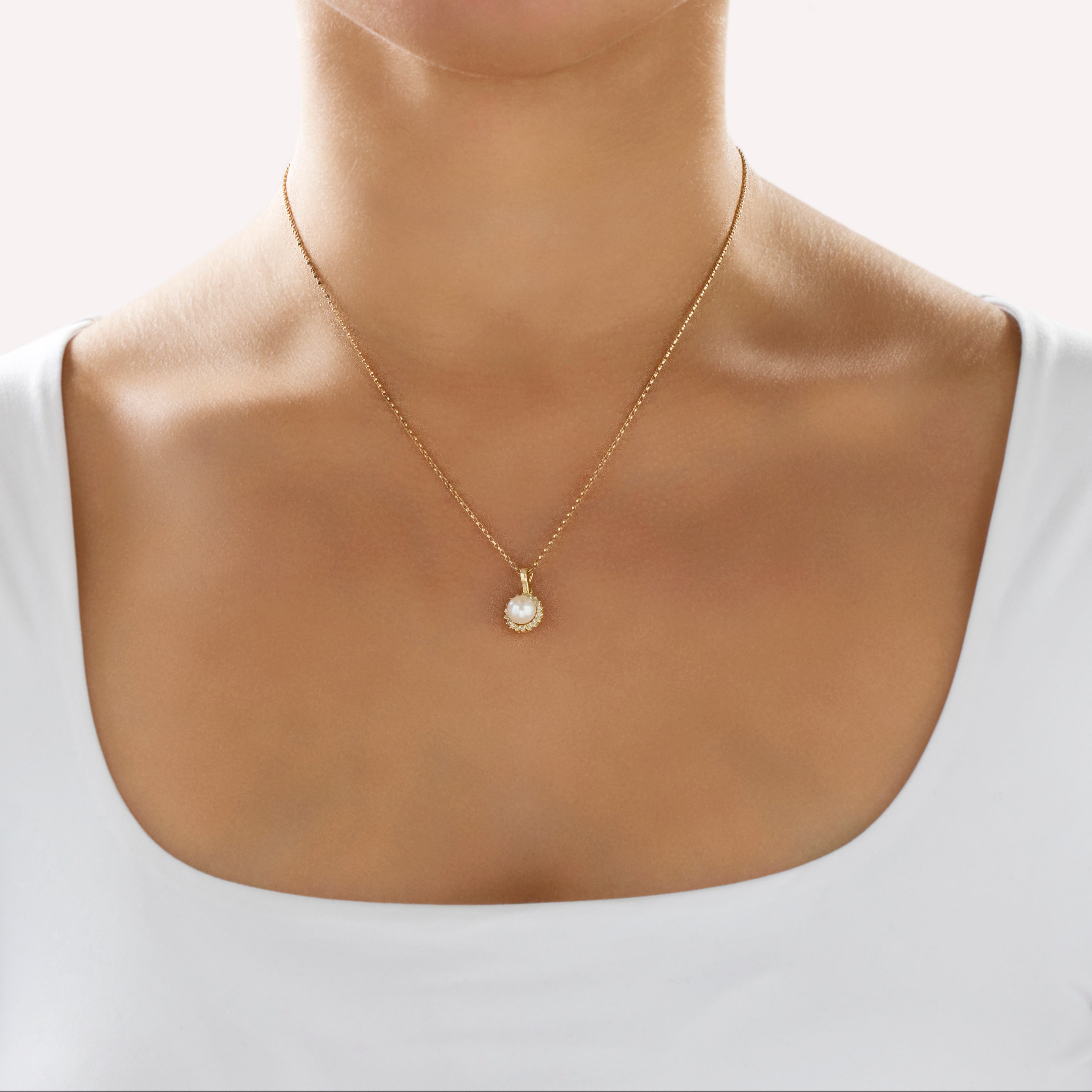 Vintage 14k Yellow Gold Pearl Diamond Lustrous Halo Enhancer Pendant