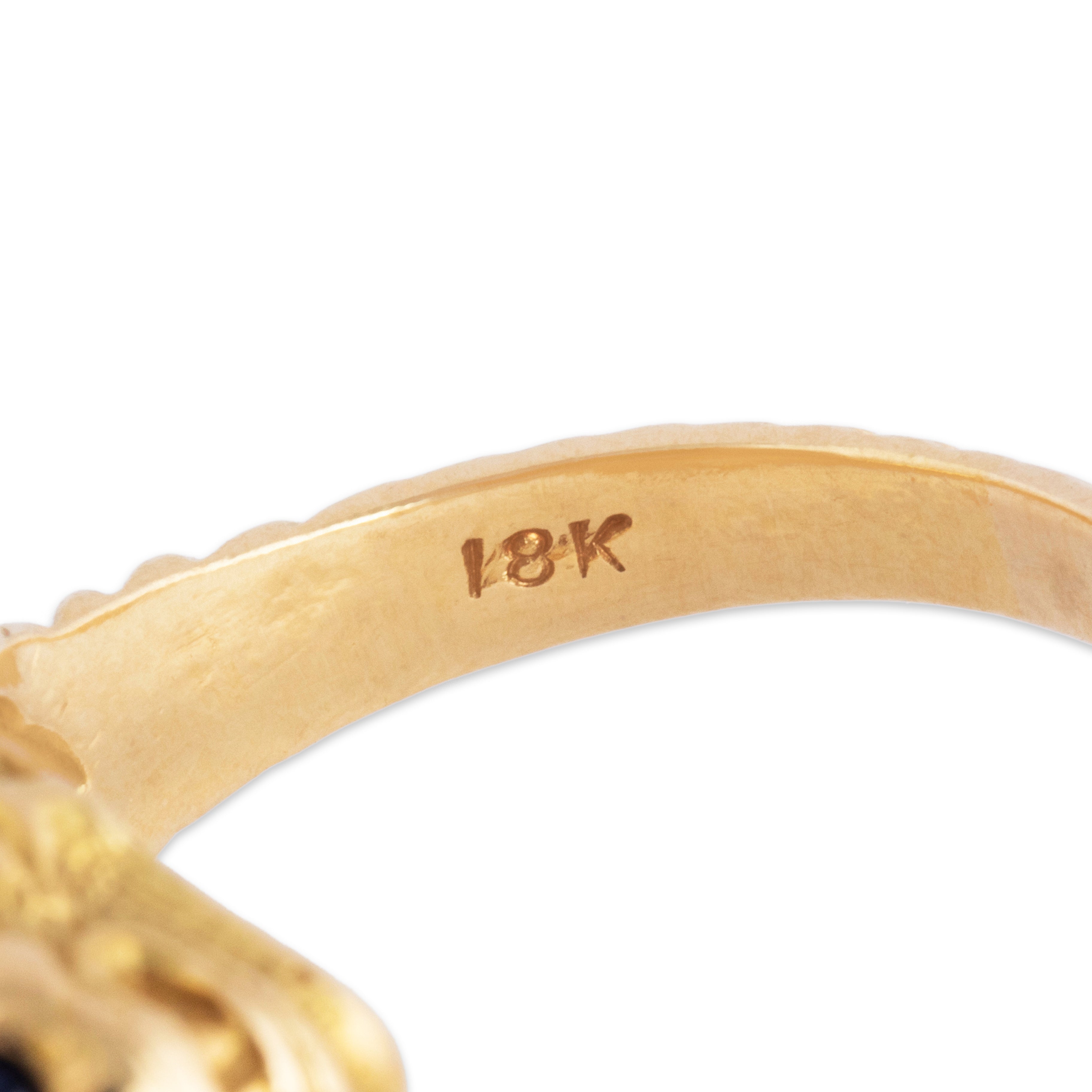 Vintage 18k Yellow Gold Blue Sapphire Cabled Tail Lion Ring - Hallmark view