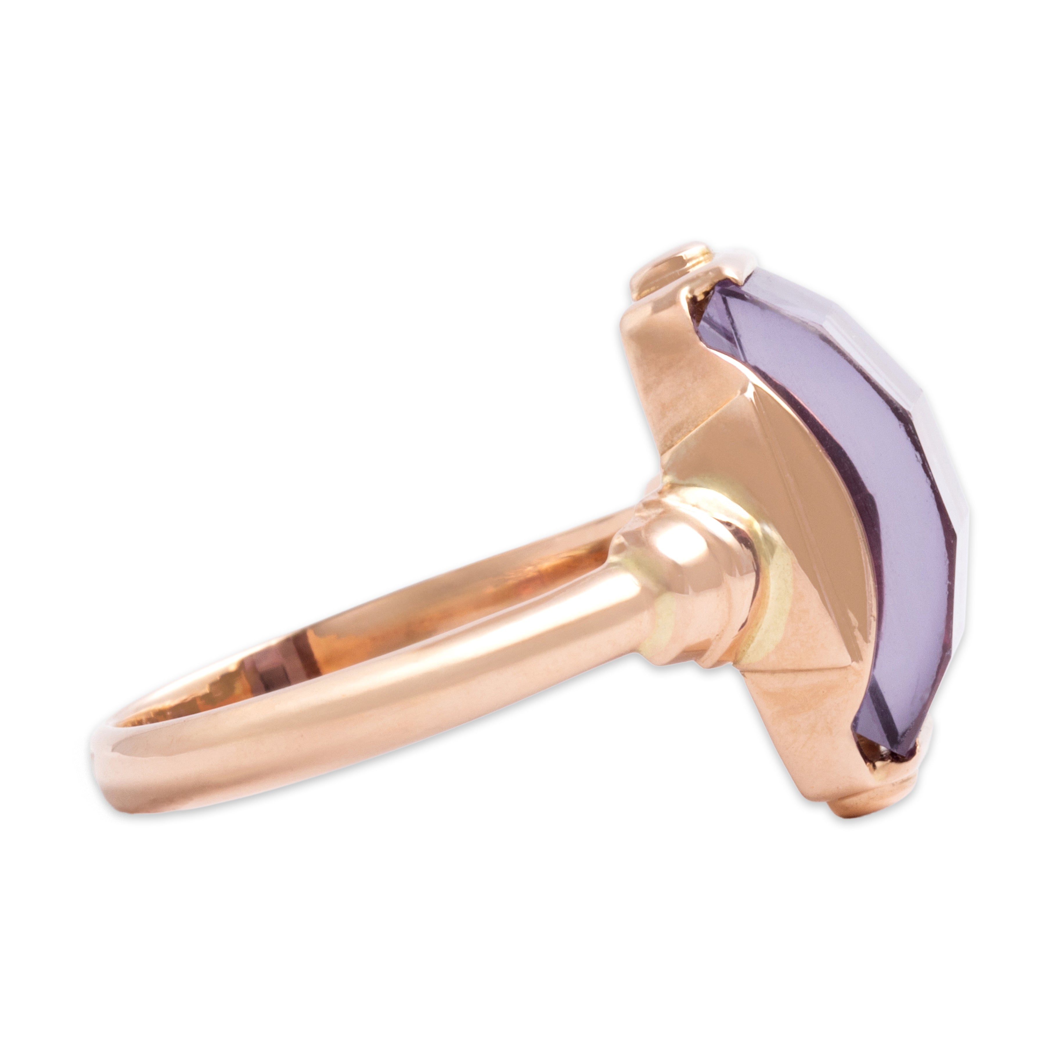 Vintage 14k Rosy Yellow Gold 6.22ct Purple Synthetic Sapphire Striking Checkerboard-Cut Dome Ring - Side view