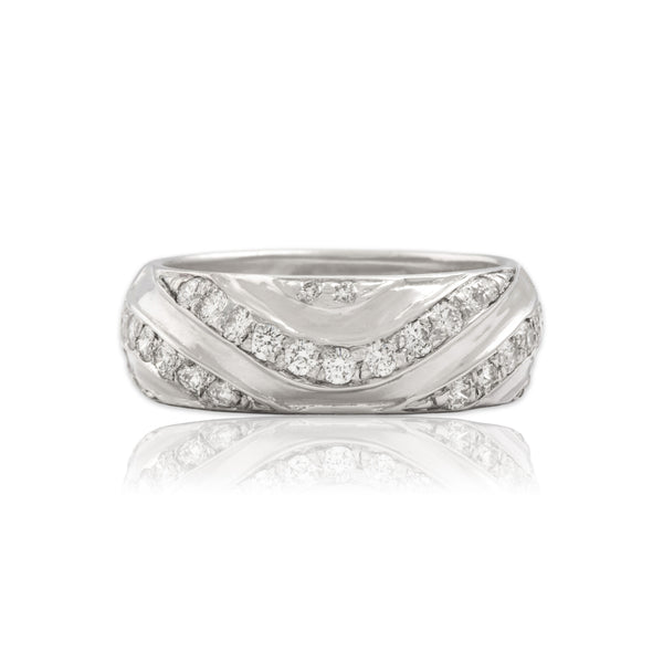 Vintage 18k White Gold Diamond Sparkly Wavy Band Ring - Close-up view