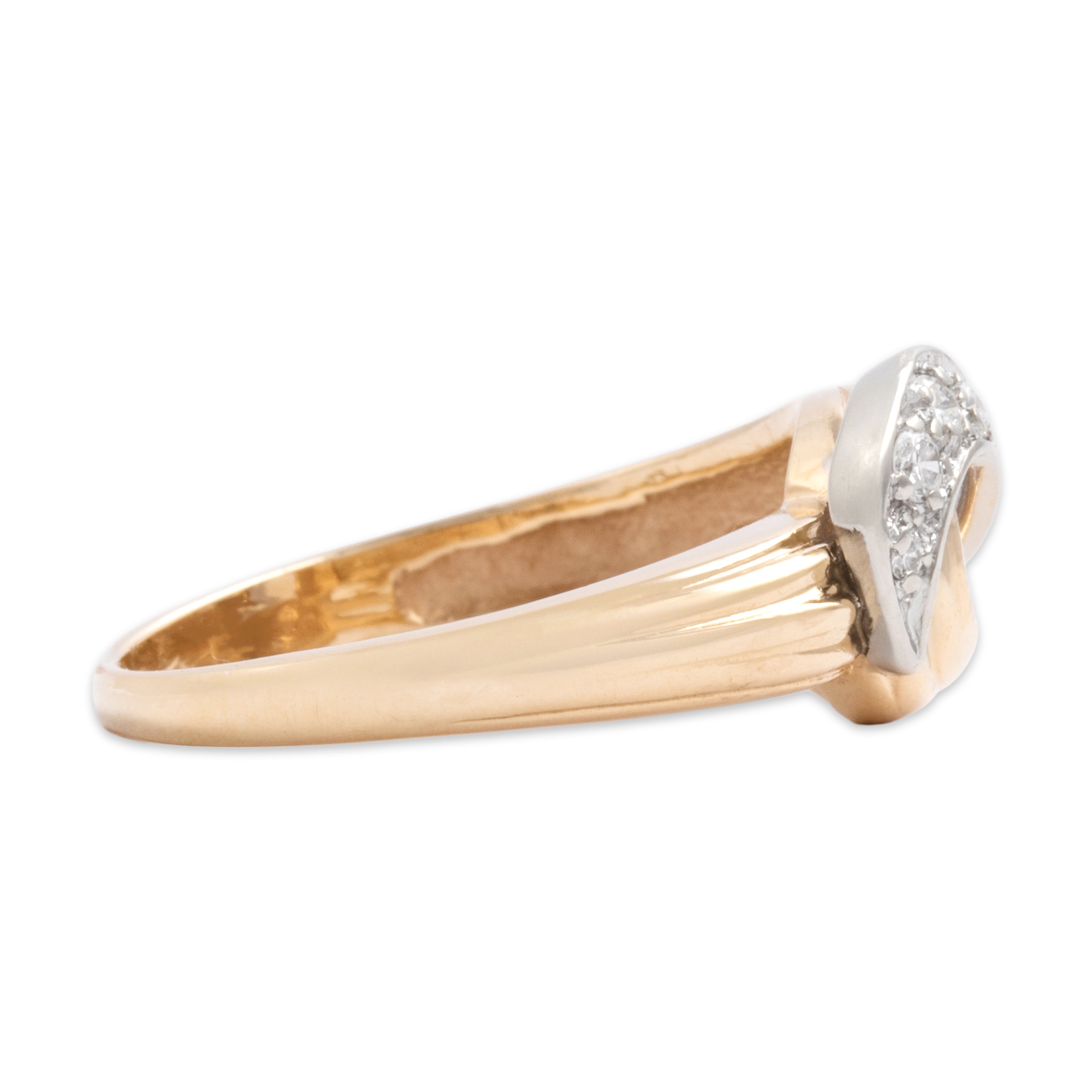 Vintage 14k White Gold Diamond Ribbed Loop Swoop Ring - Side view