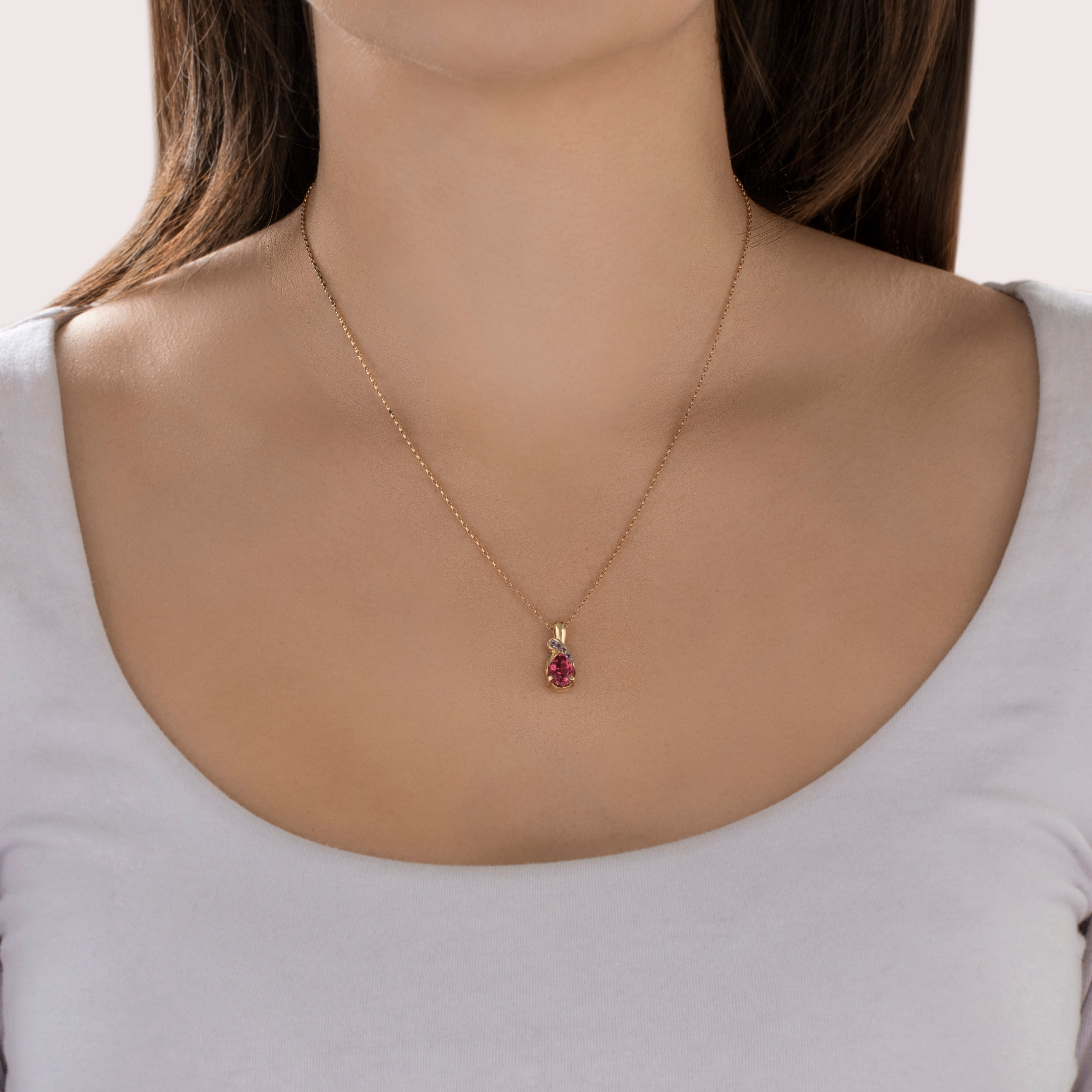 Vintage 14k Yellow Gold 1.73ct Pink Tourmaline Amethyst Pear Drop Pendant - On model view