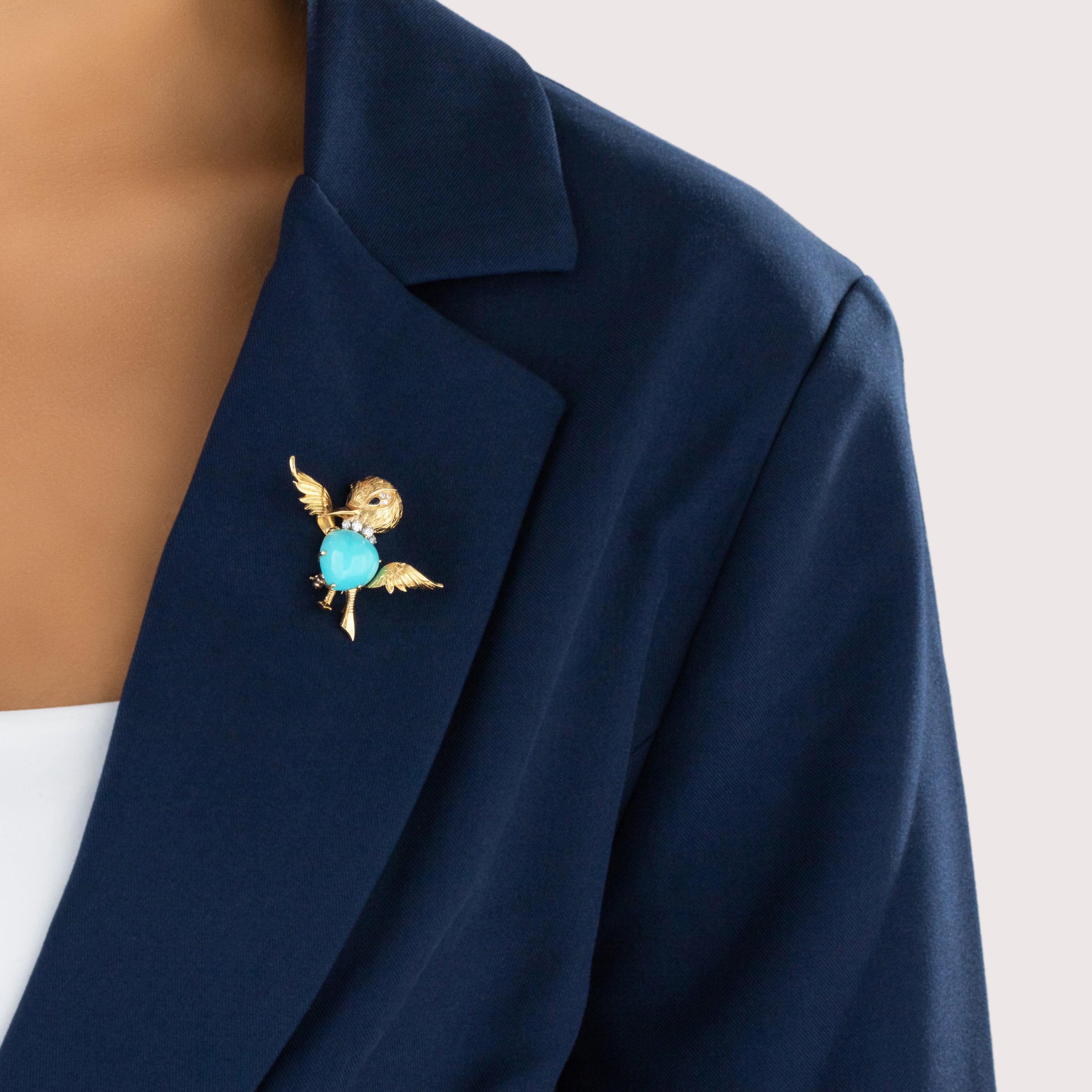 Vintage 18k Yellow Gold 9.21ct Turquoise Diamond Blue Sapphire Fabulous Adorable Figural Bird Brooch / Pin - On model view