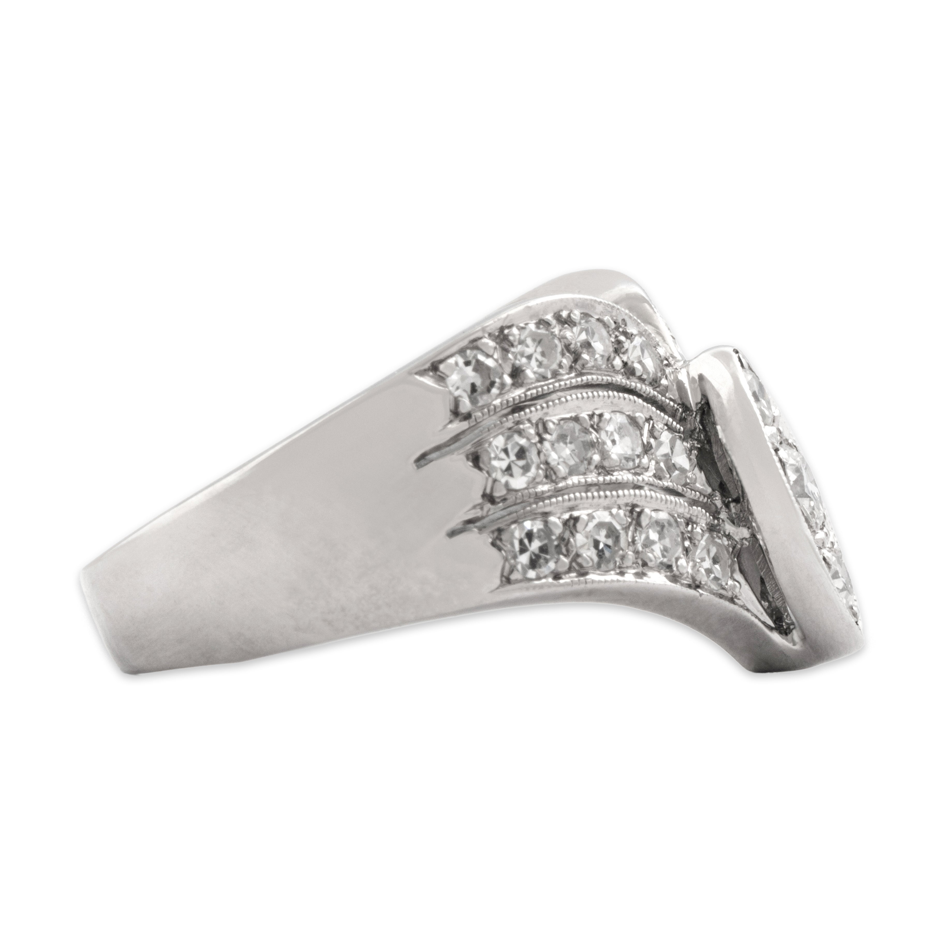 Vintage 14k White Gold .72cttw Diamond Adorned Sweeping Lines Ring - Side view