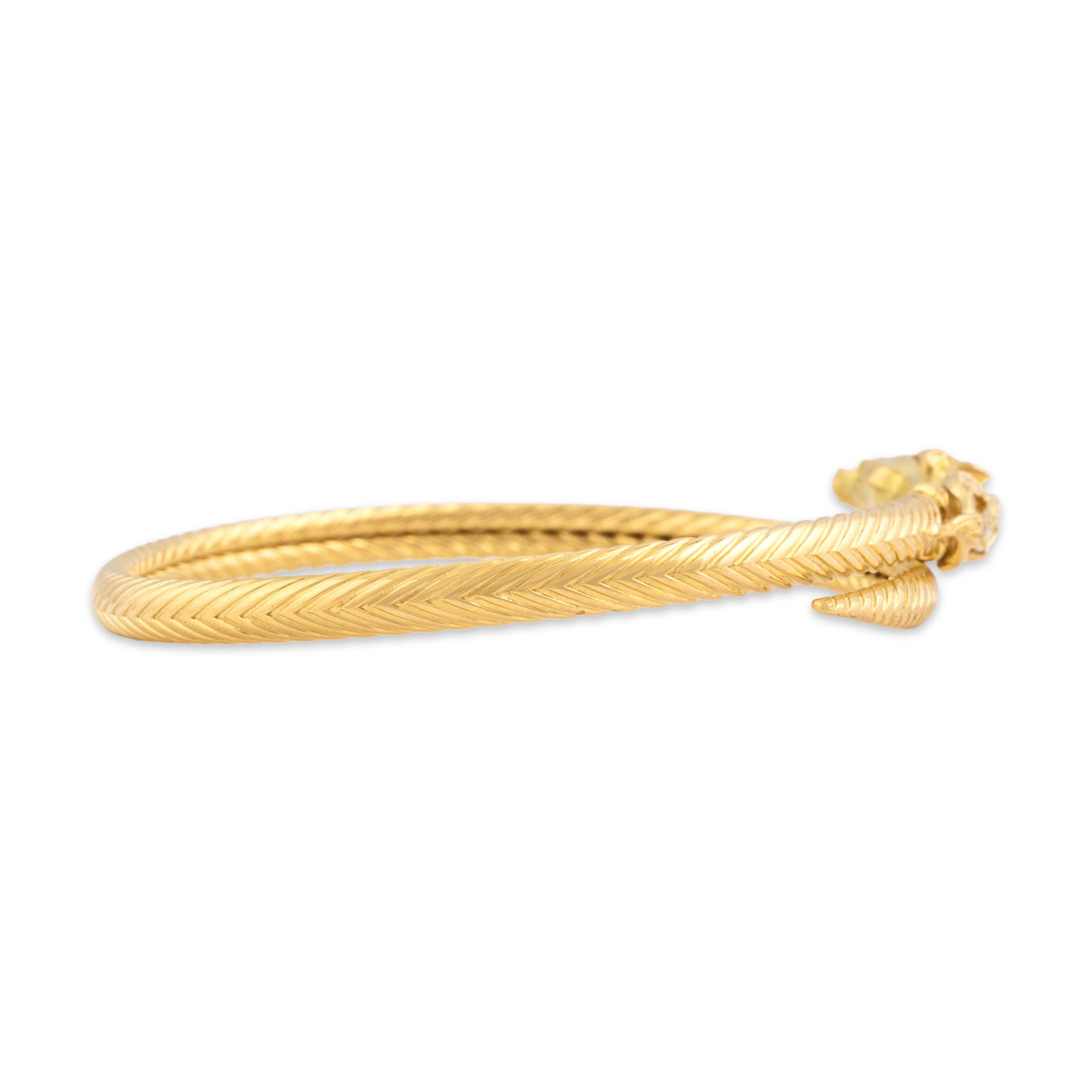 Vintage French 18k Yellow Gold Diamond Superb Horse Head Ribbed Wrap-Around Bracelet - Side view