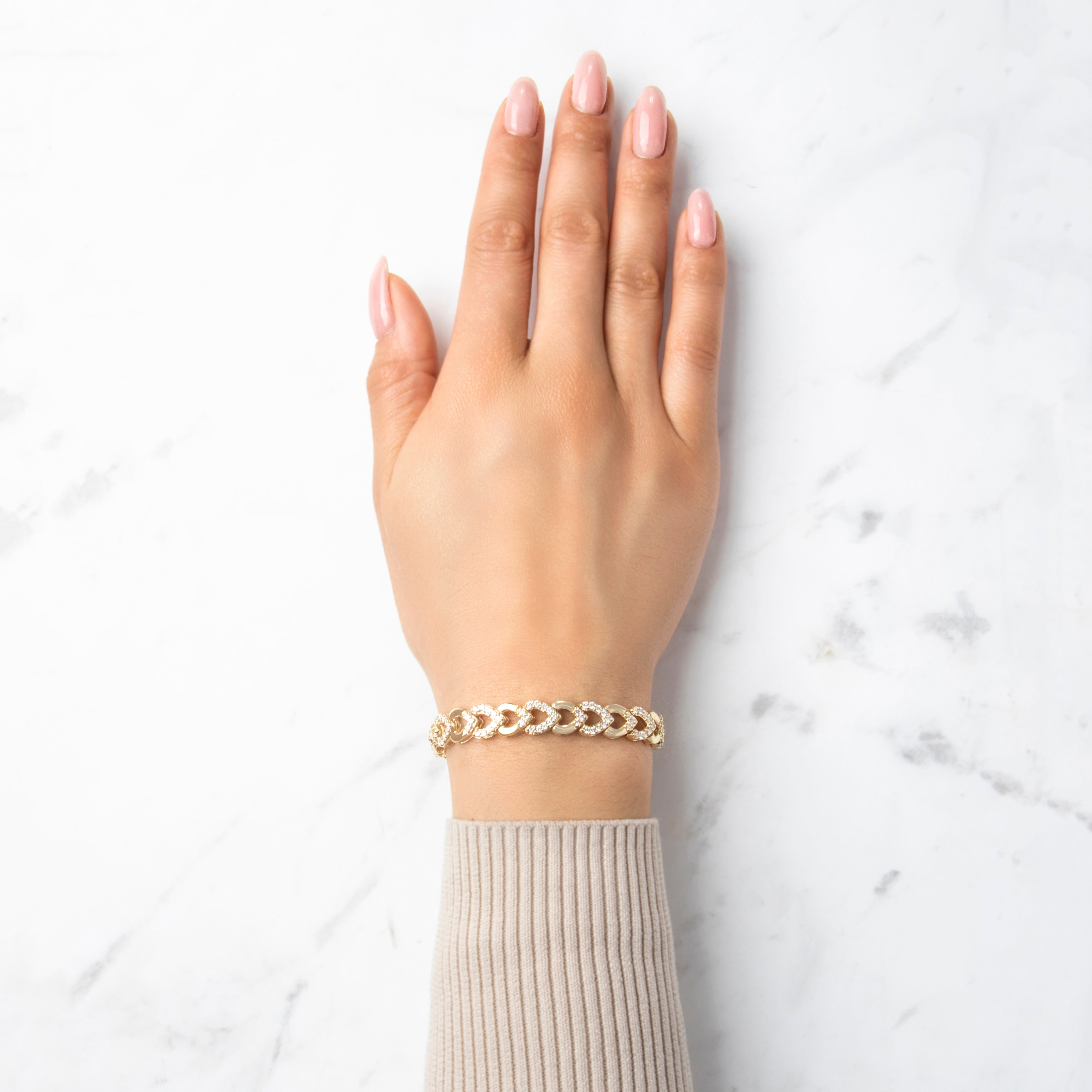 Vintage Heavy 14k Yellow Gold 2.46cttw Diamond Subtle Heart Link Bracelet - On model view