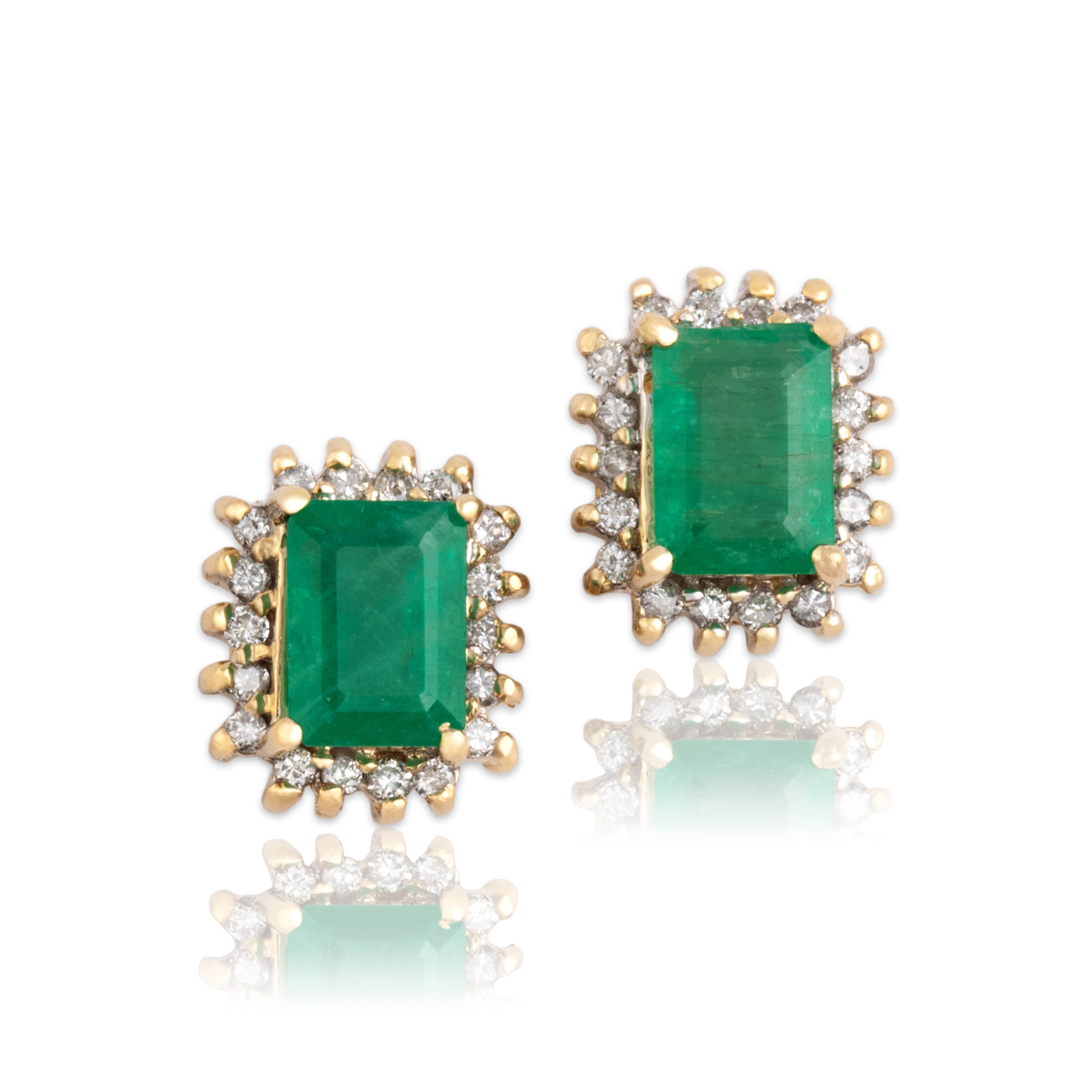 Vintage 14k Yellow Gold 1.65cttw Emerald Diamond Halo Stud Earrings - Close-up view