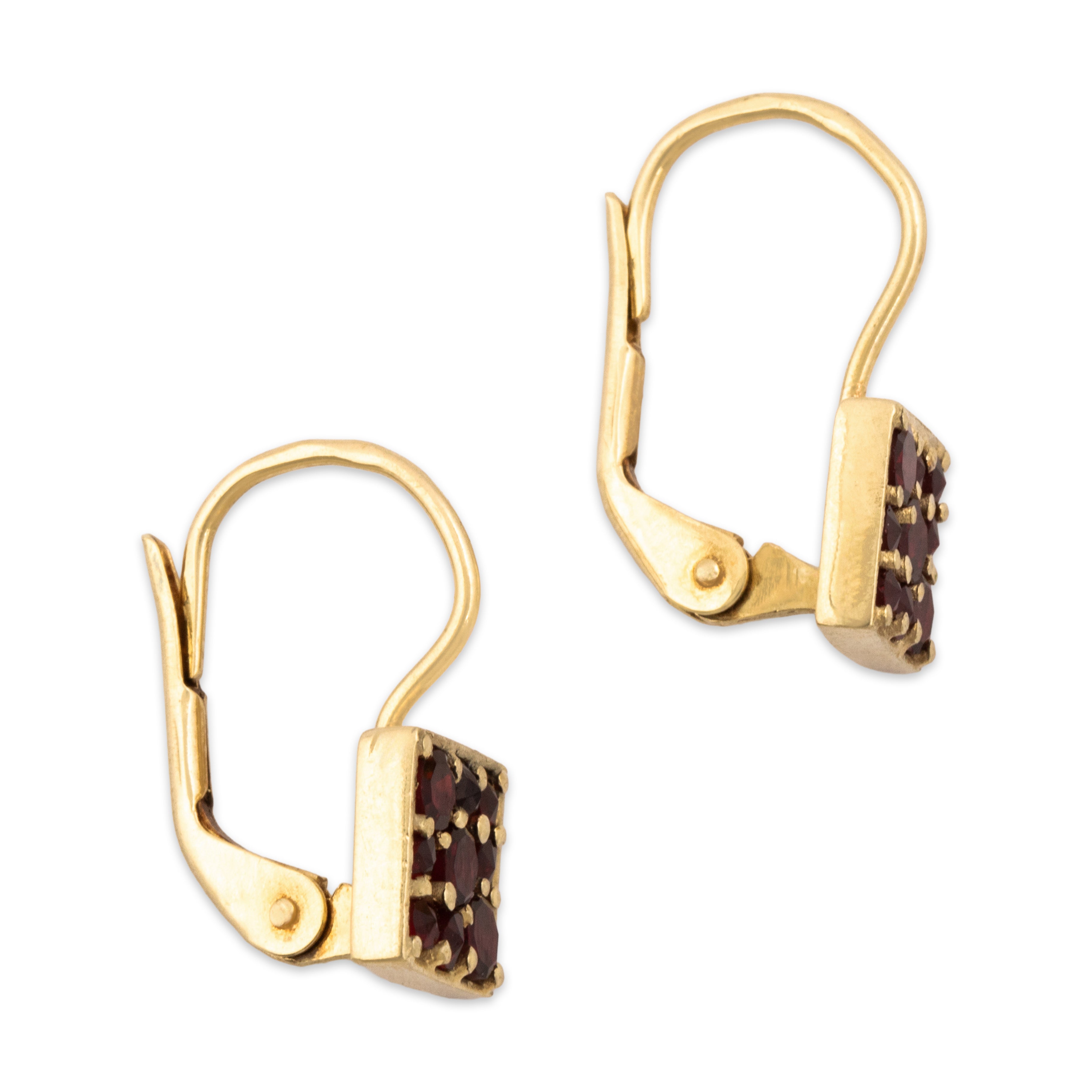 Vintage 14k Yellow Gold Garnet Cobblestone Square Dangle Earrings - Side view