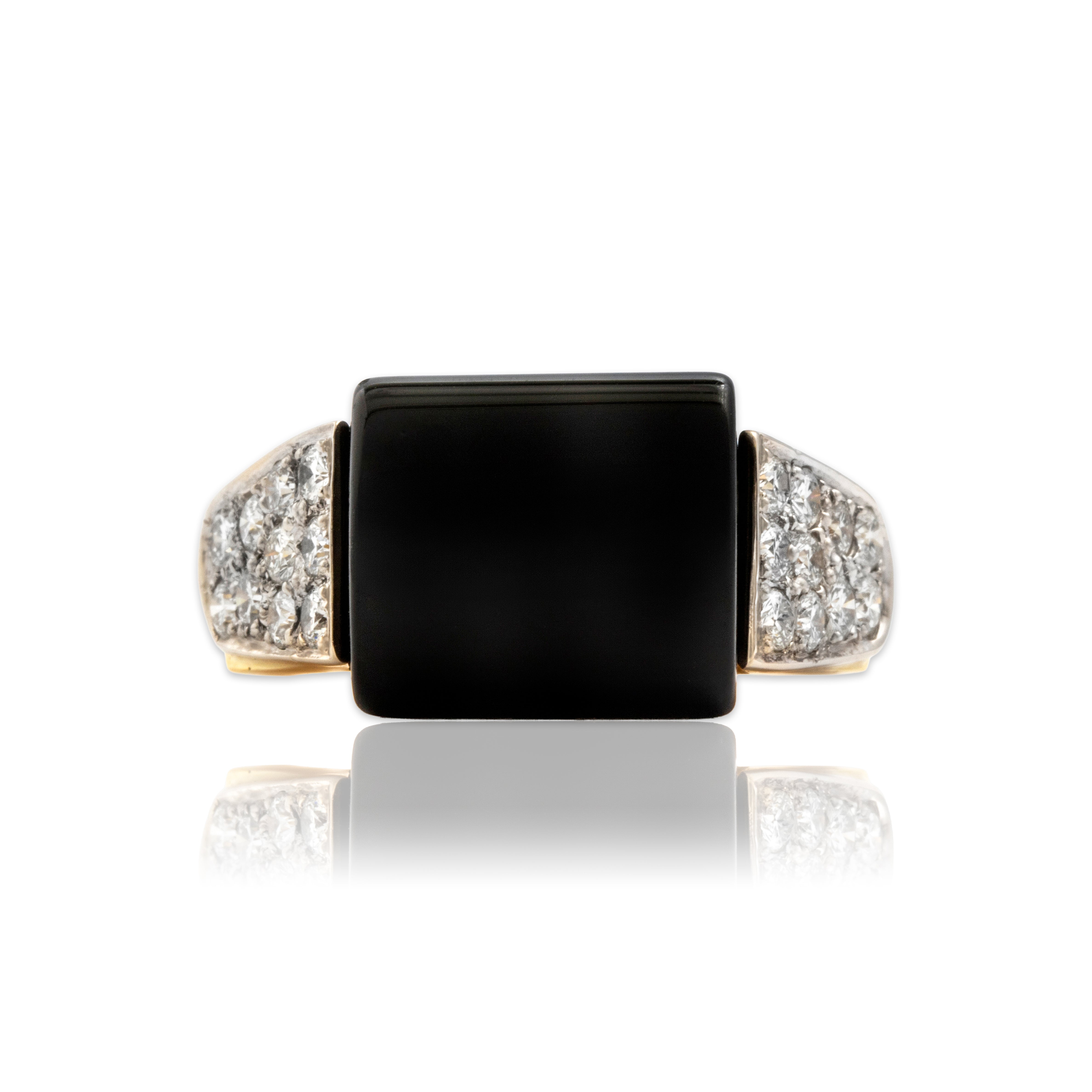 Vintage Heavy Bold 18k Yellow Gold 7.48ct Onyx .72cttw Diamond Sparkling Shoulder Cocktail Ring - Close-up view