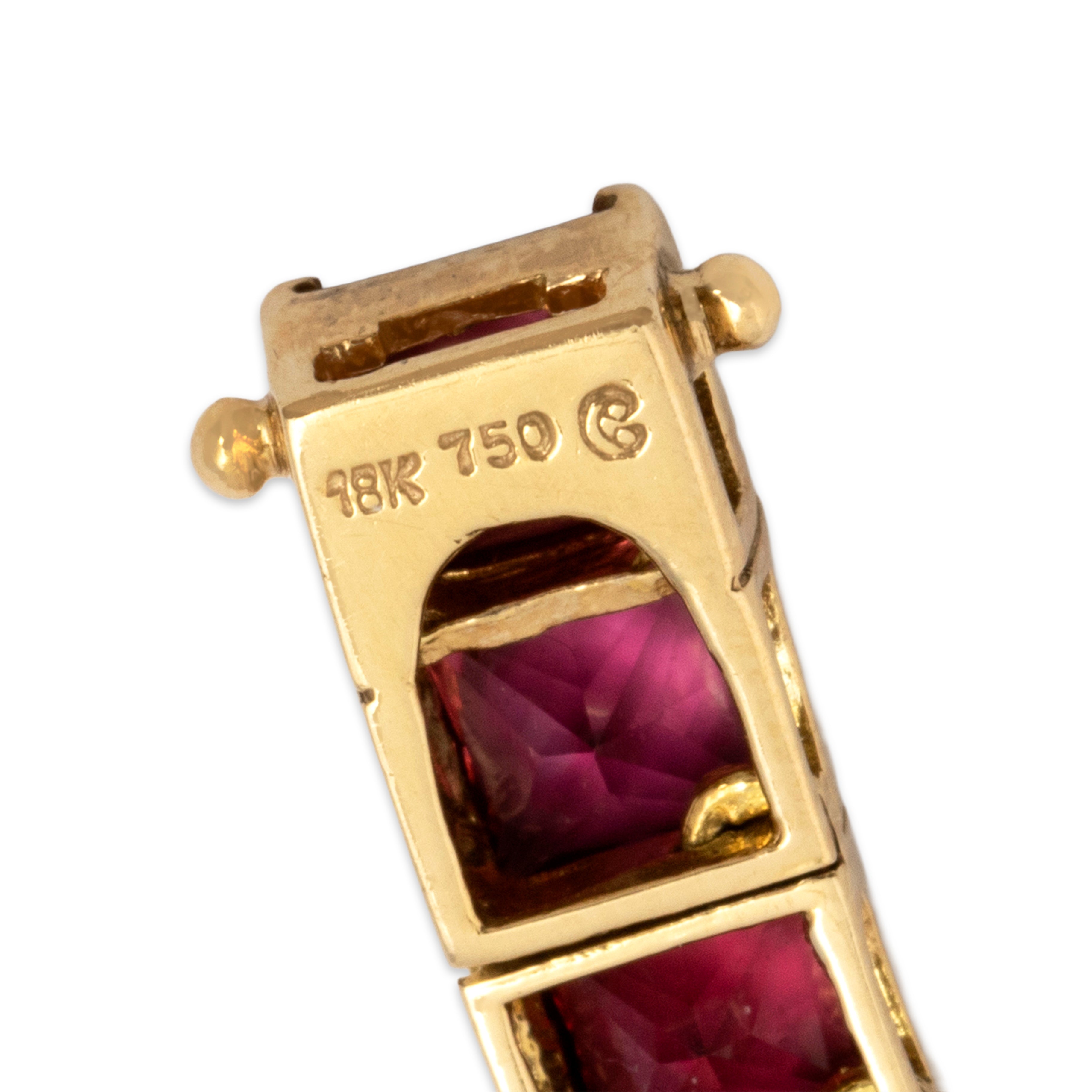 Heavy Vintage 18k Yellow Gold 12.56cttw Garnet 11.76cttw Blue Topaz 9.38cttw Peridot 8.78cttw Citrine 8.78cttw Amethyst 5.4cttw Iolite Statement Rainbow Multistone Necklace - Hallmark view