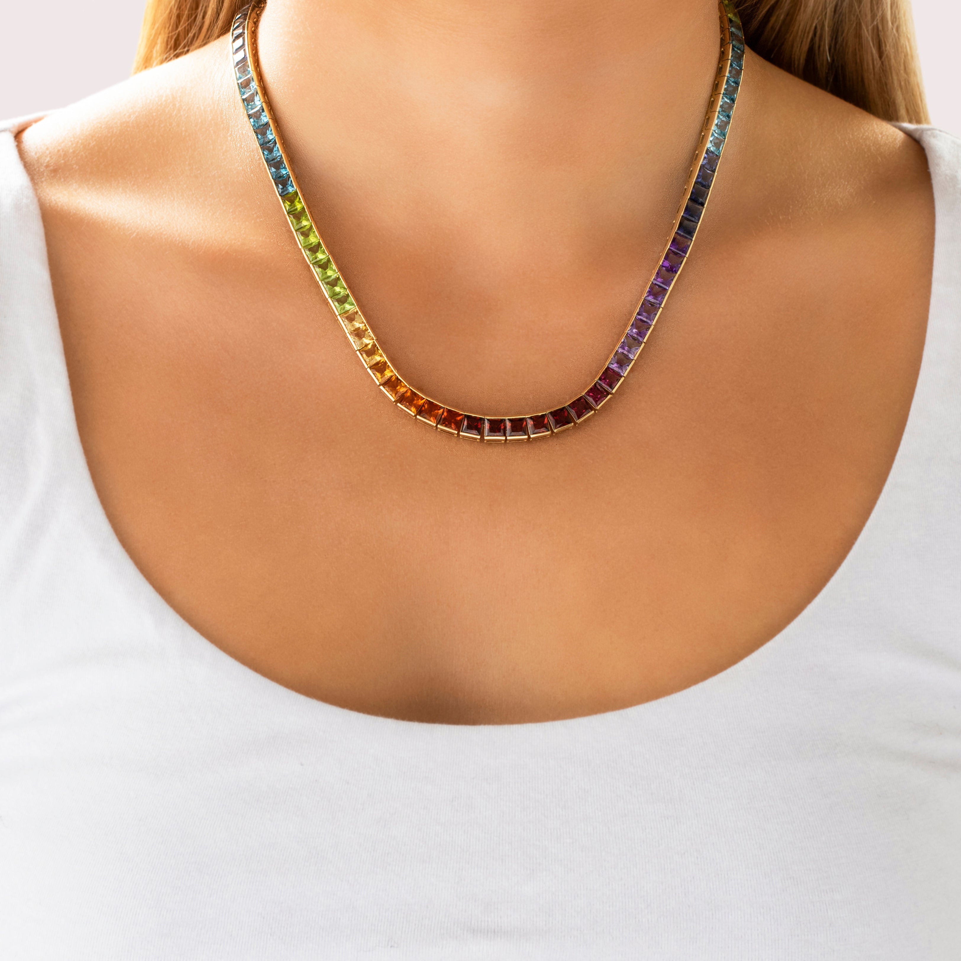 Heavy Vintage 18k Yellow Gold 12.56cttw Garnet 11.76cttw Blue Topaz 9.38cttw Peridot 8.78cttw Citrine 8.78cttw Amethyst 5.4cttw Iolite Statement Rainbow Multistone Necklace - On model view