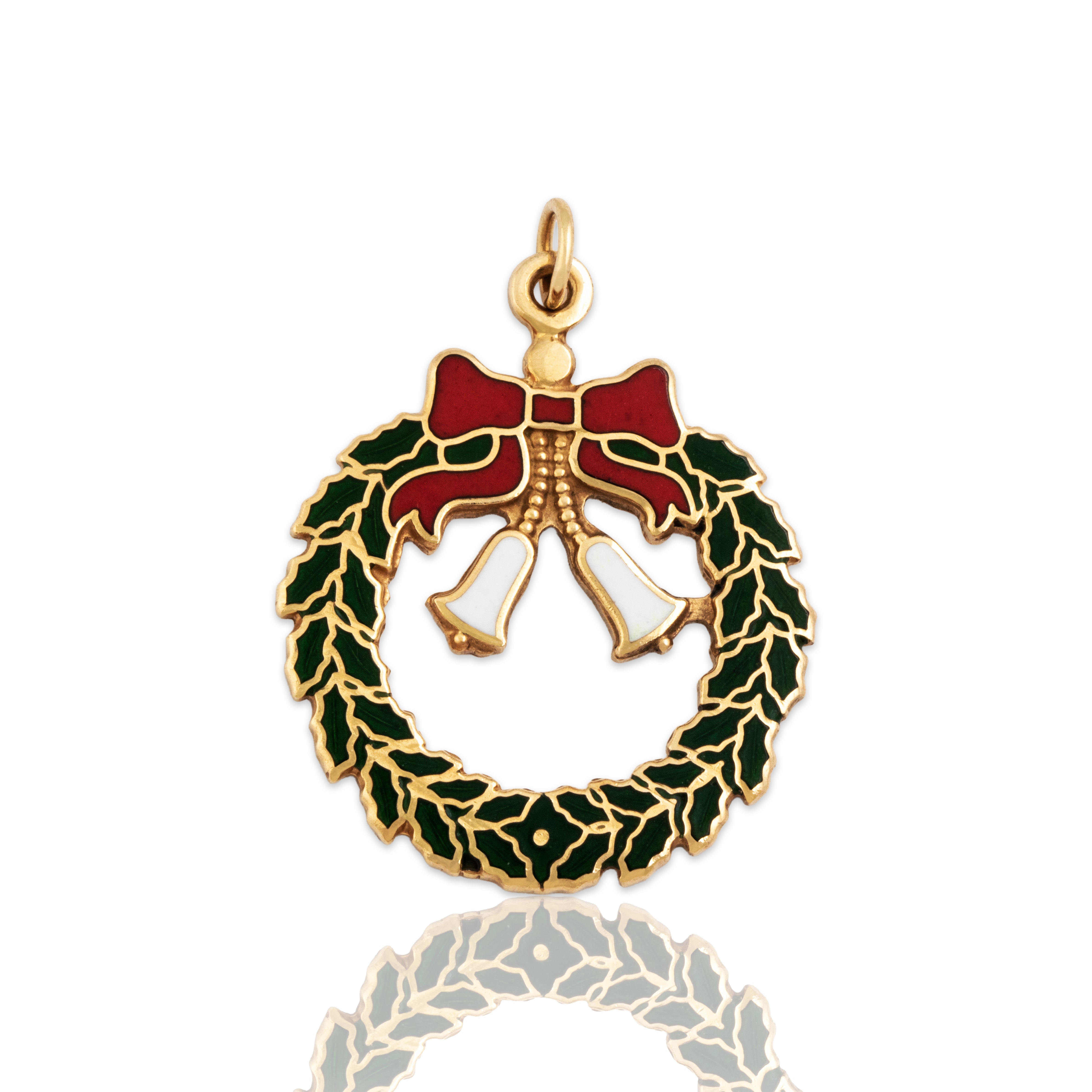 Vintage 14k Yellow Gold Jolly Holiday Wreath Charm / Pendant - Close-up view