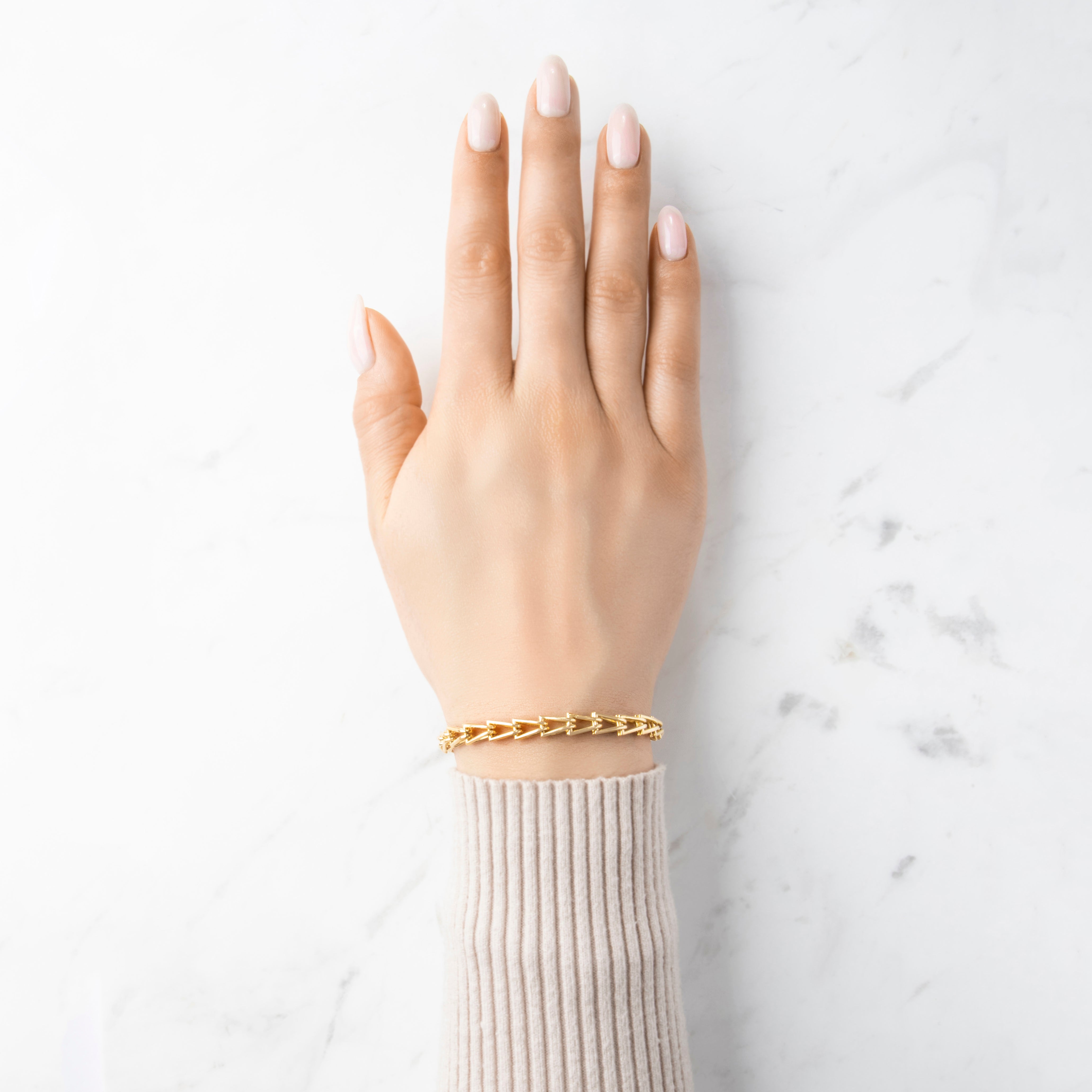 Vintage 14k Yellow Gold Dimensional Interlocking Triangle Link Bracelet 6.75