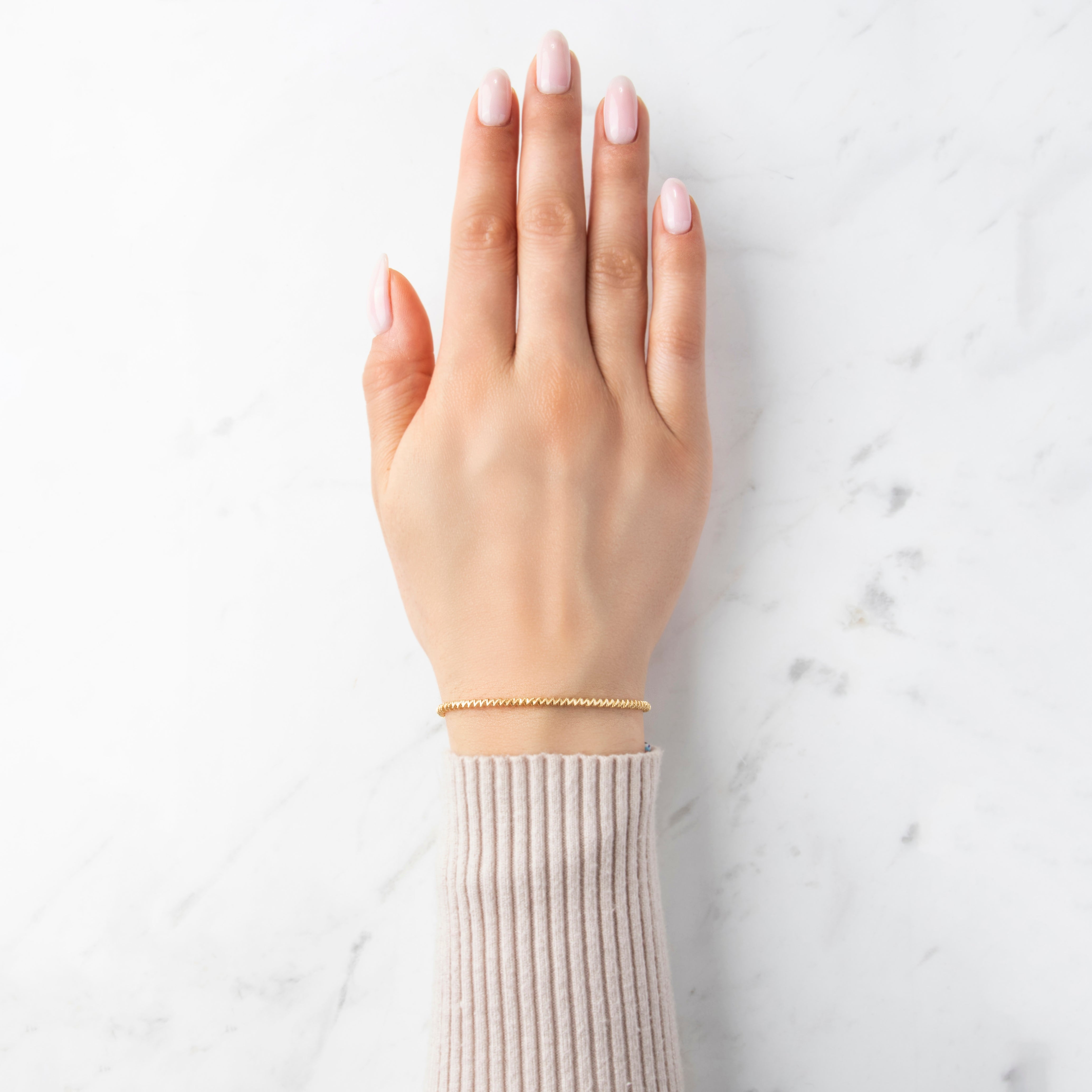 Vintage 14k Yellow Gold Fluid Zig Zag Bracelet - On model view