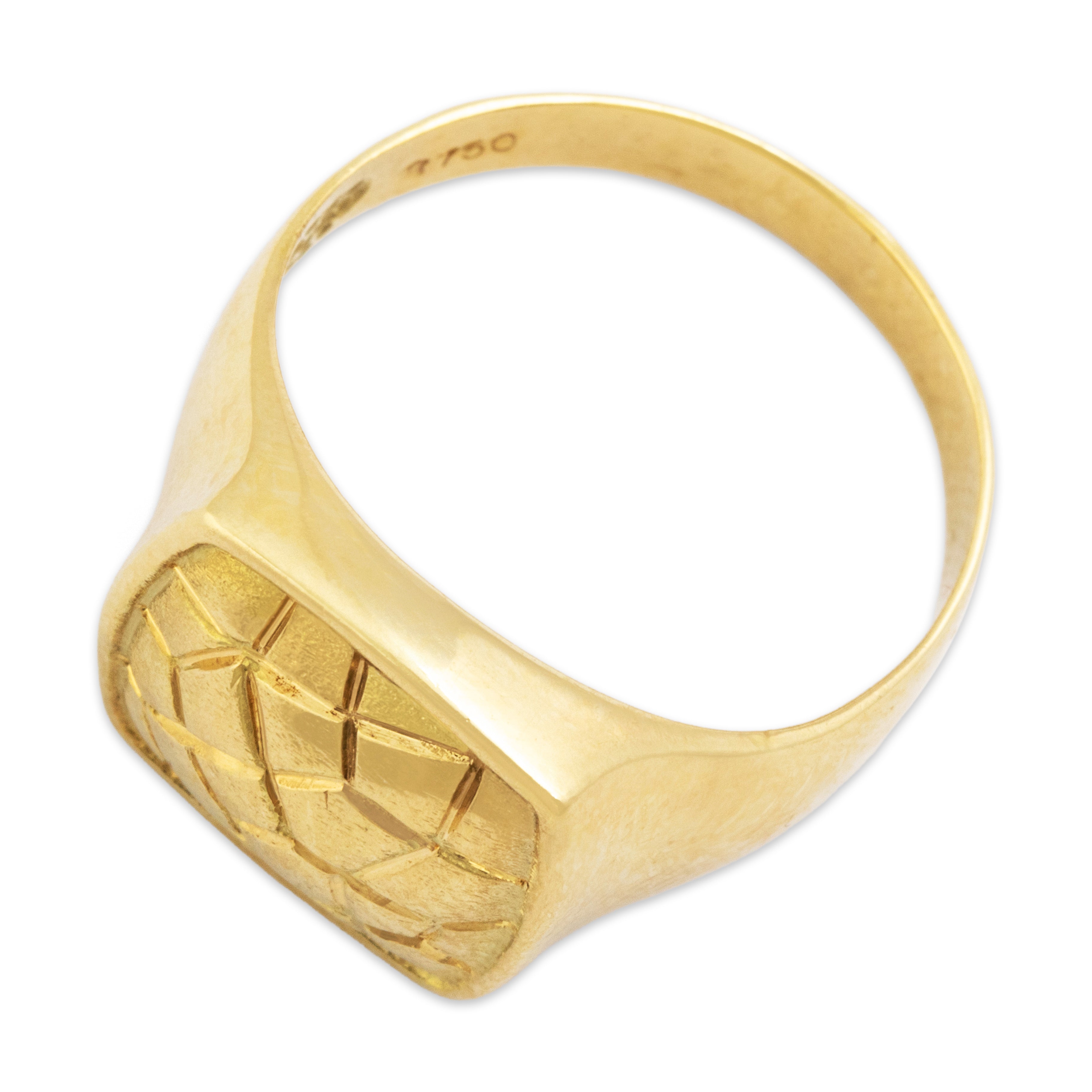 Vintage 18k Yellow Gold Bold Pebbled Square Signet Ring - Overall view