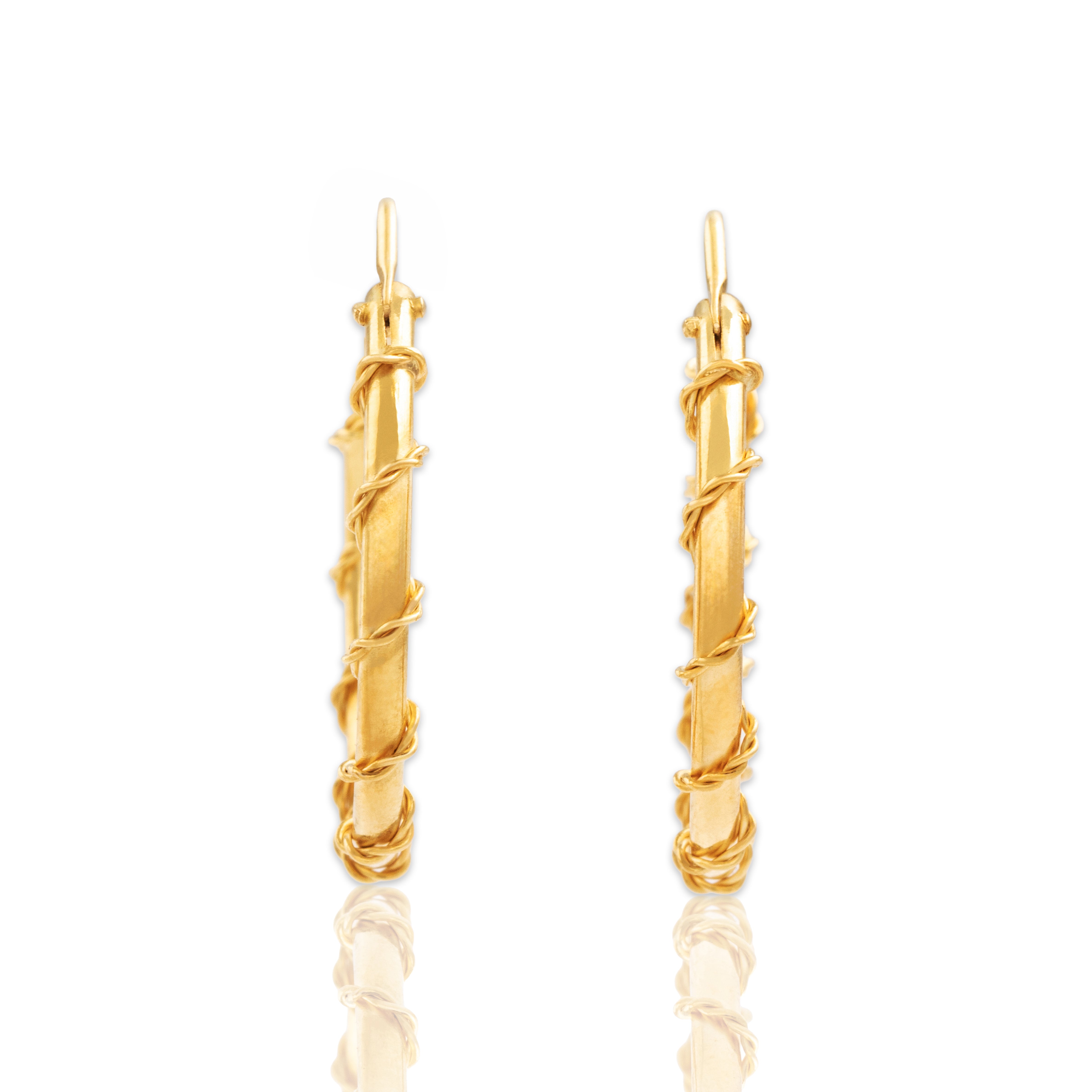 Vintage Italian 18k Yellow Gold Chic Wire-Wrapped Hoop Earrings
