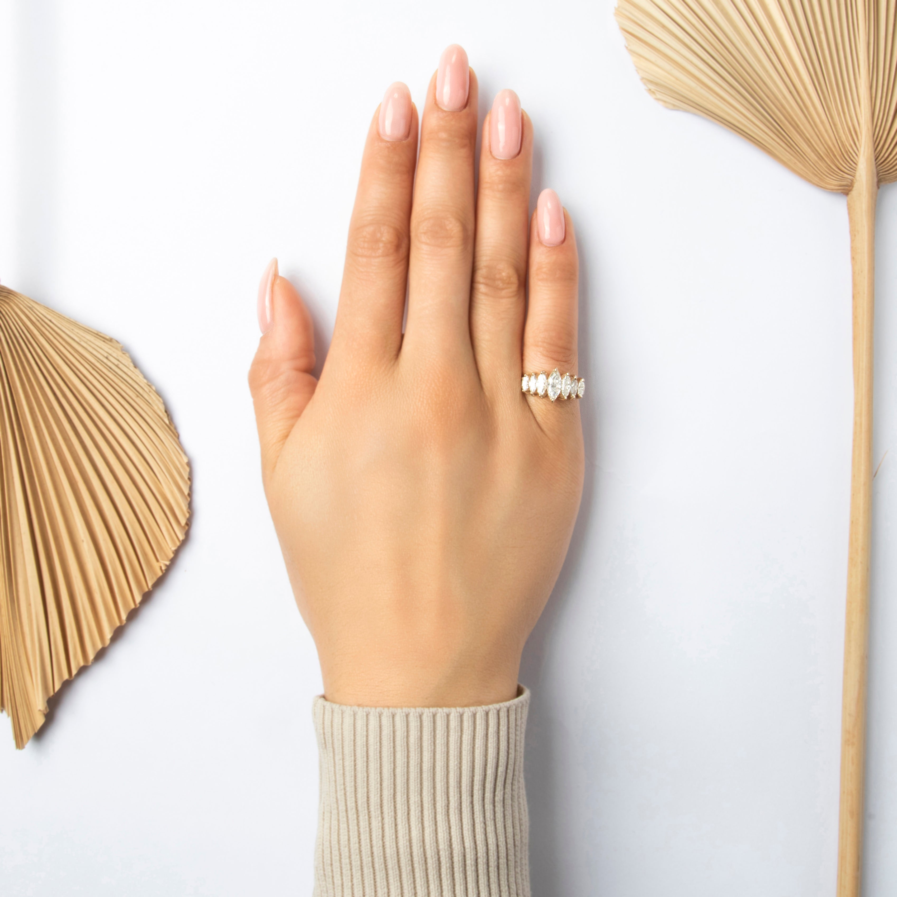 Vintage 14k Yellow Gold 1.27cttw Diamond Graduating Marquise Split-Shank Ring - On model view