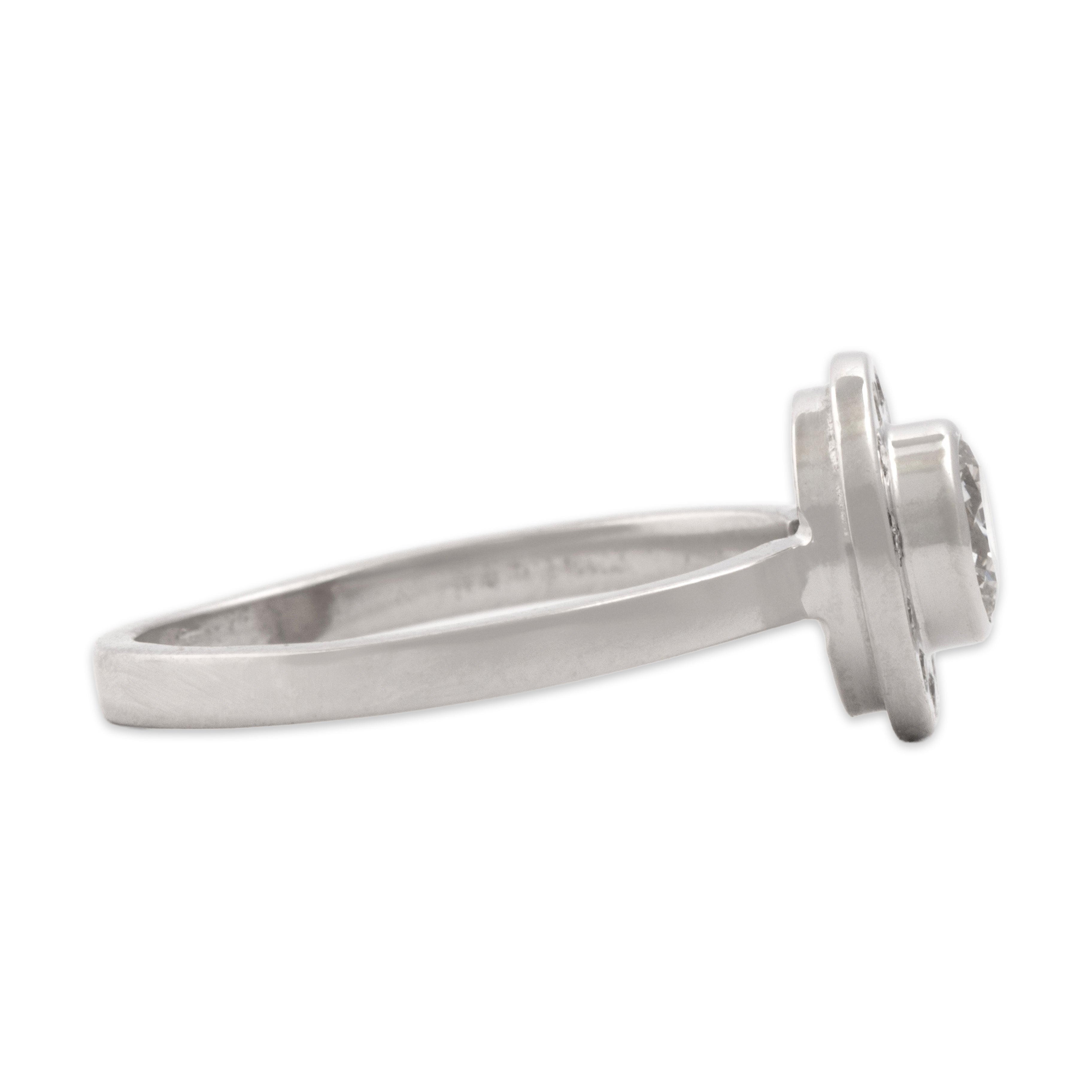 Vintage 14k White Gold Diamond Chic Sparkling Disc Ring - Side view