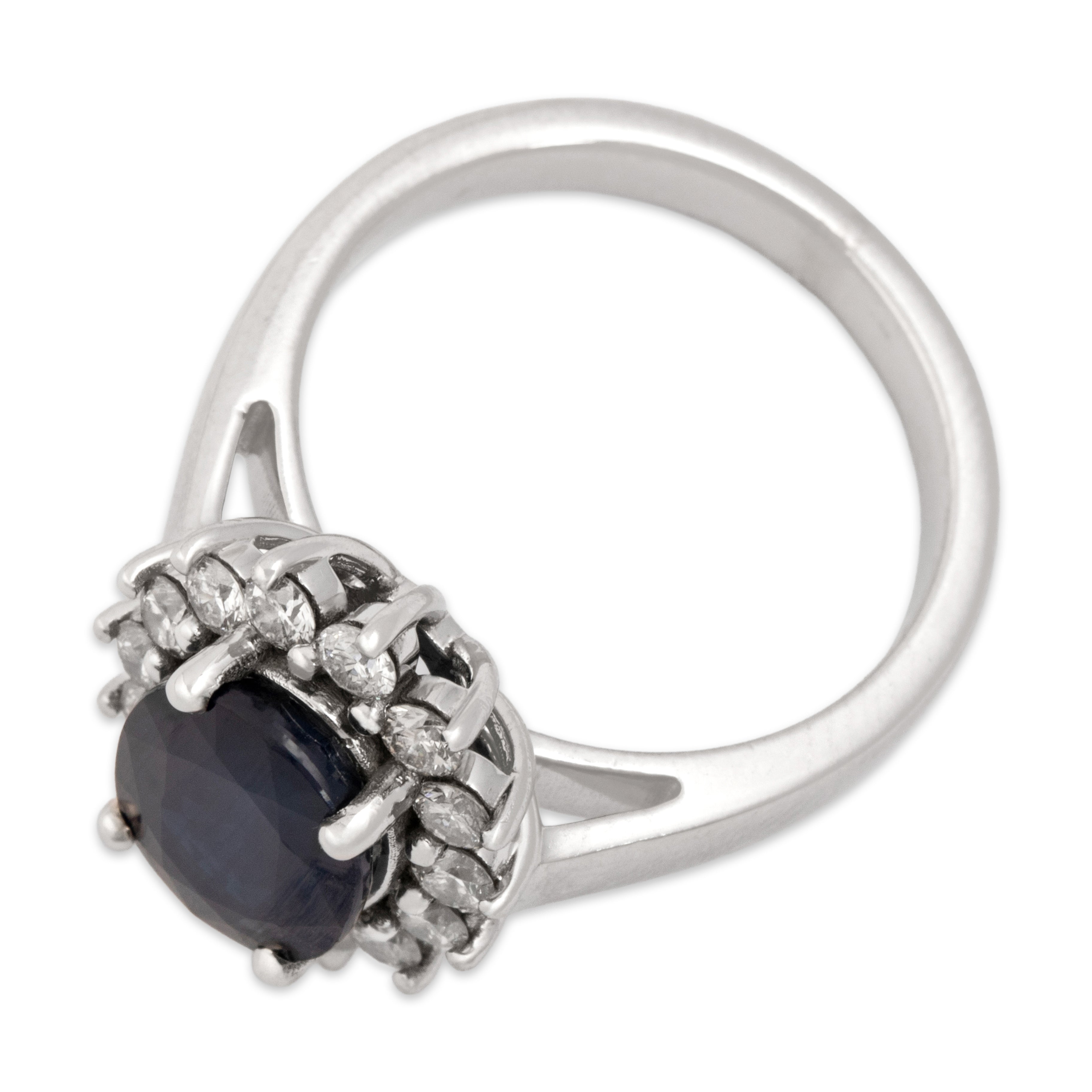 Vintage 14k White Gold 2.84ct Blue Sapphire .58cttw Diamond Superb Oval Halo Ring - Overall view