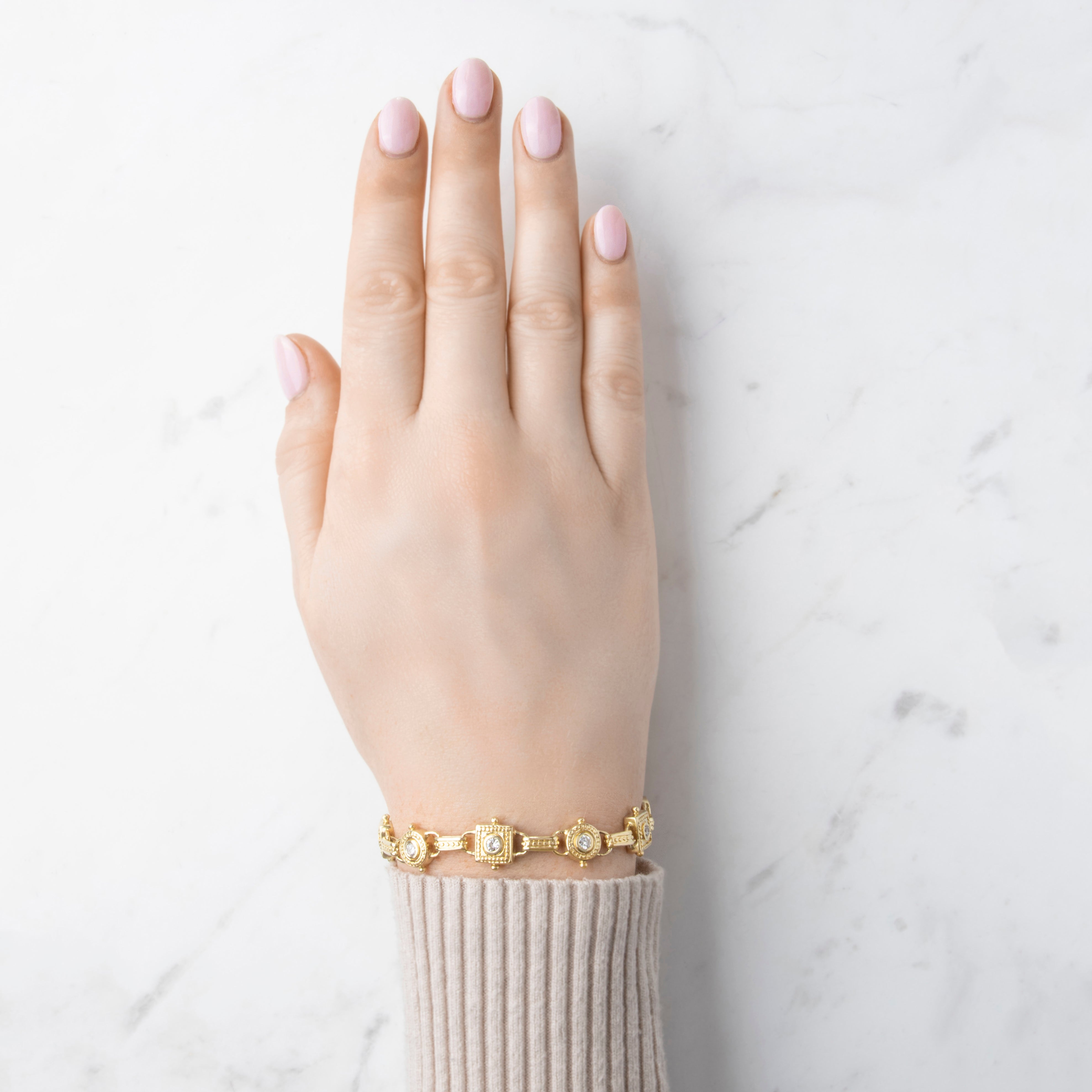 Vintage 14k Yellow Gold 1.39ct Diamond Heavy Striking Detailed Geometric Link Bracelet - On model view