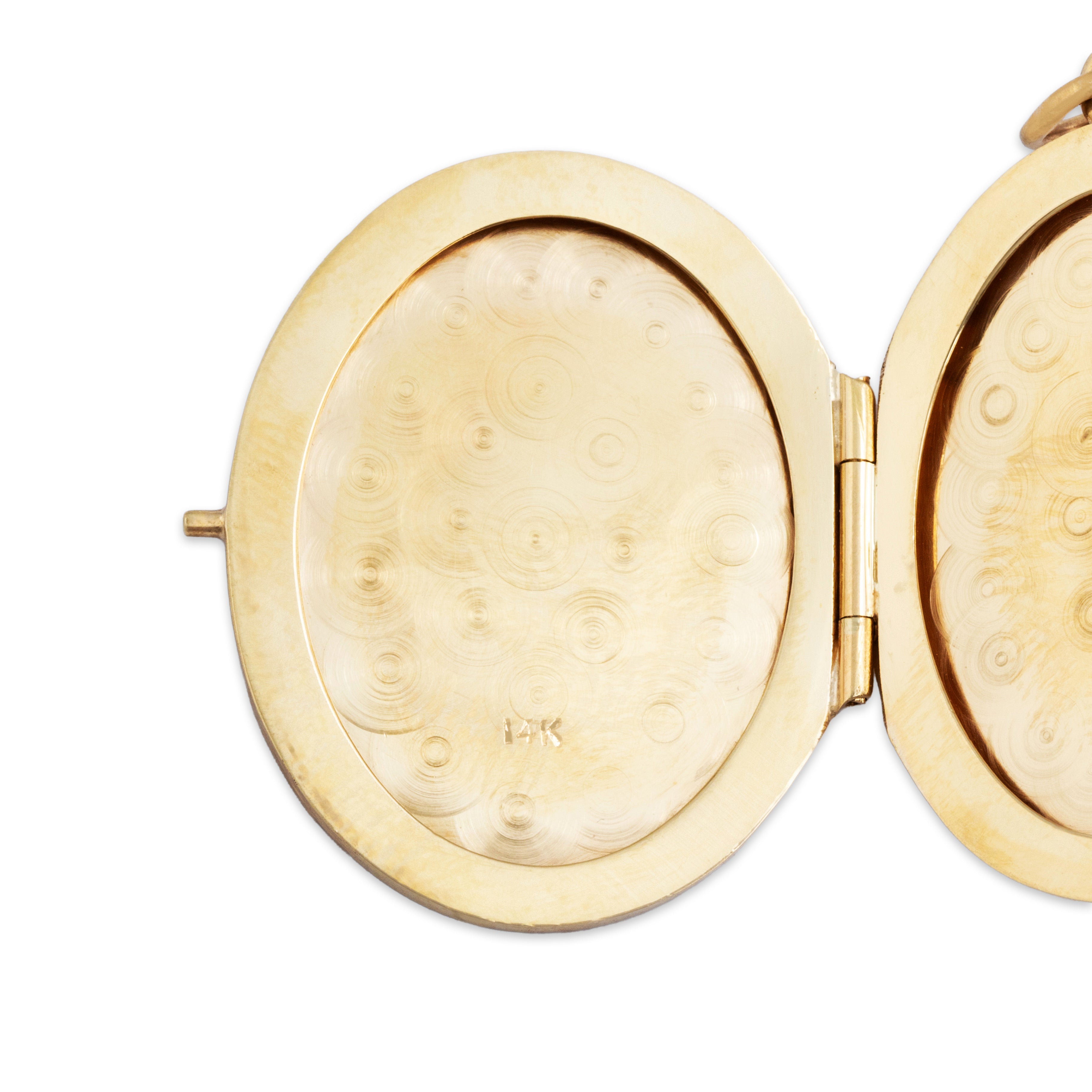 Vintage 14k Yellow Gold Large Star Patterned Locket Pendant - detail view #2