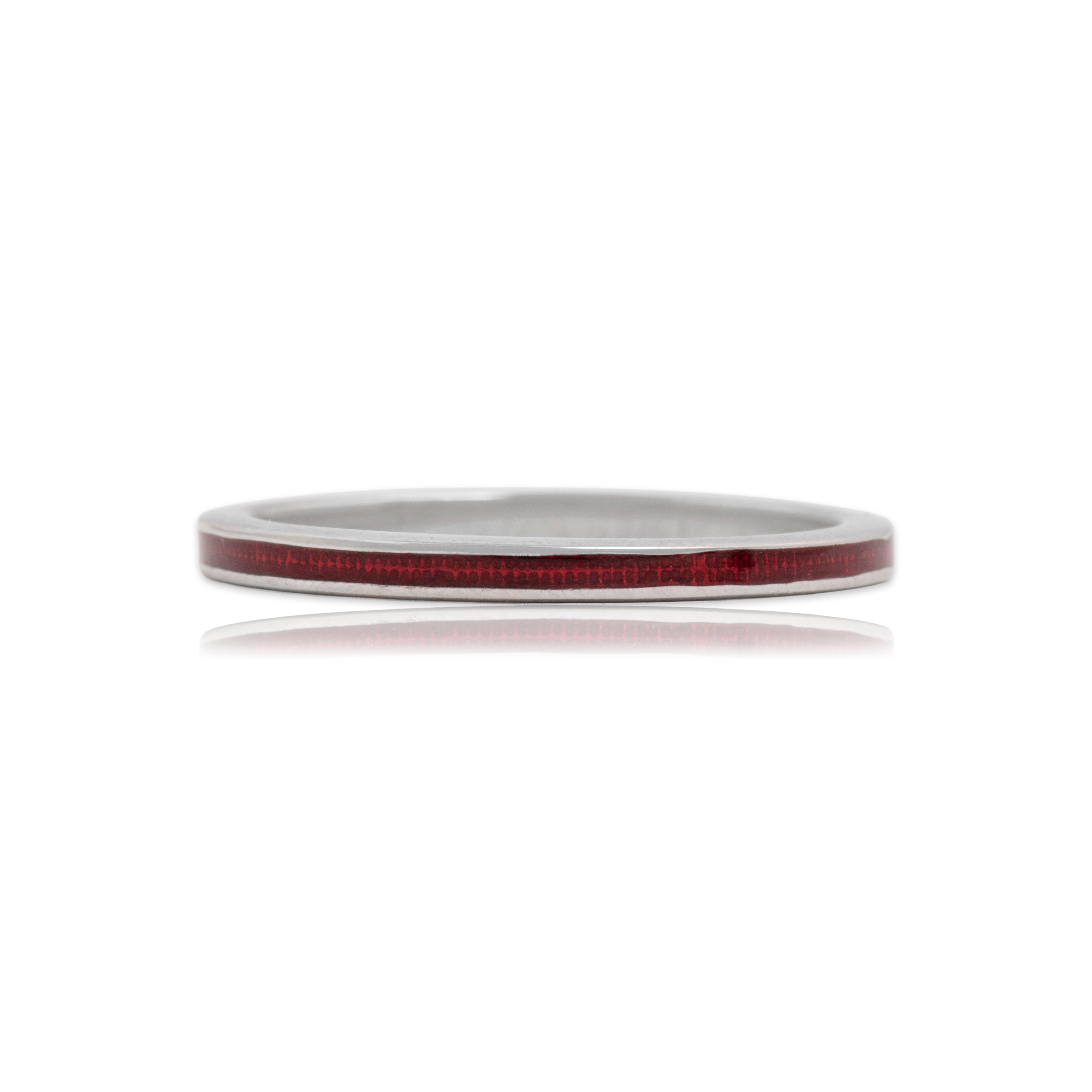 Vintage 18k White Gold Red Enamel Band Ring - Close-up view