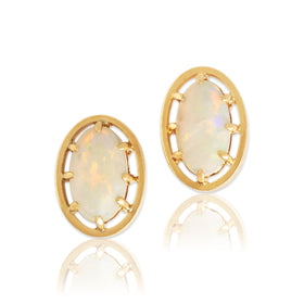 Vintage 18k Yellow Gold 1.55cttw Opal Luminous Oval Stud Earrings