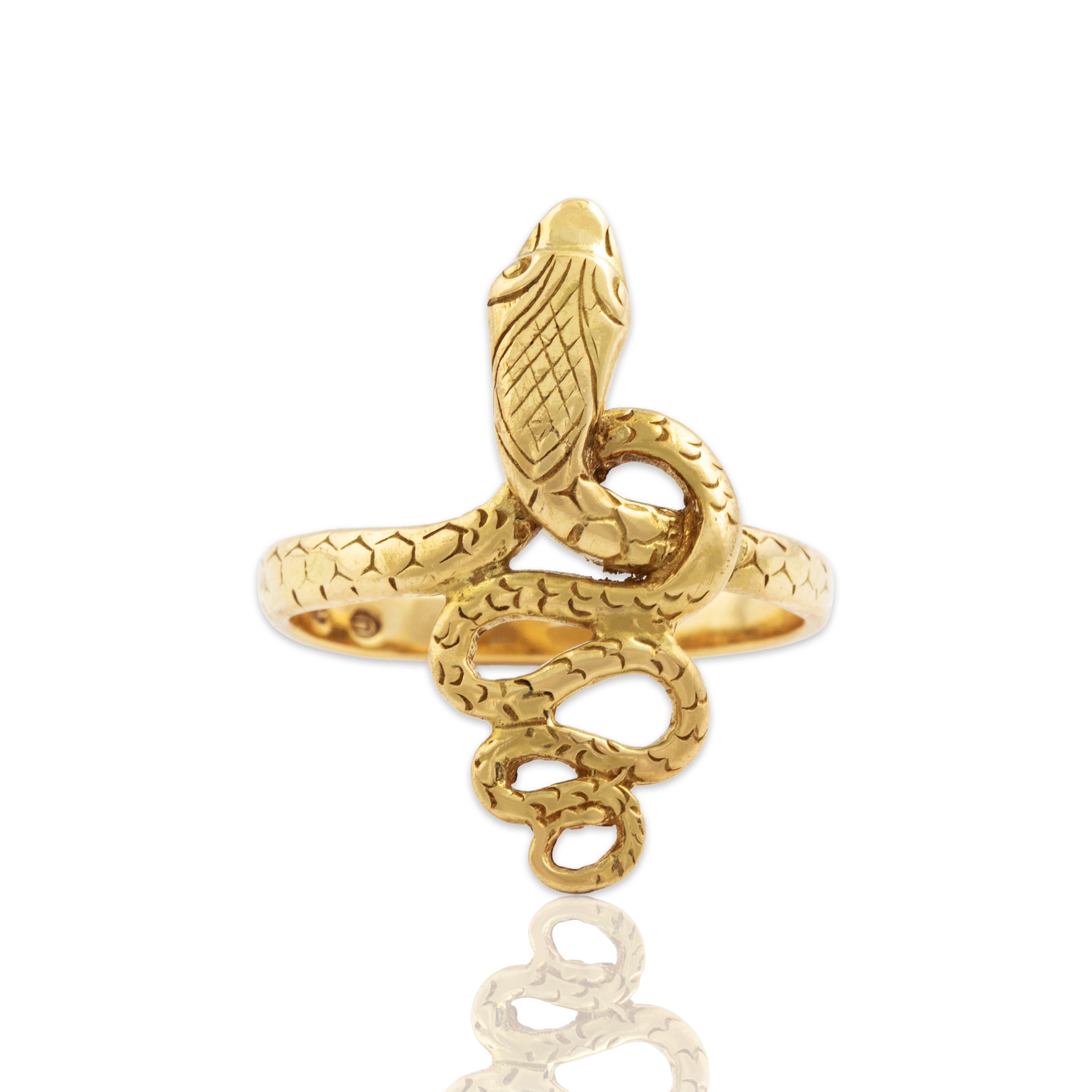 Vintage 18k Yellow Gold Slithering Serpent Ring - Close-up view