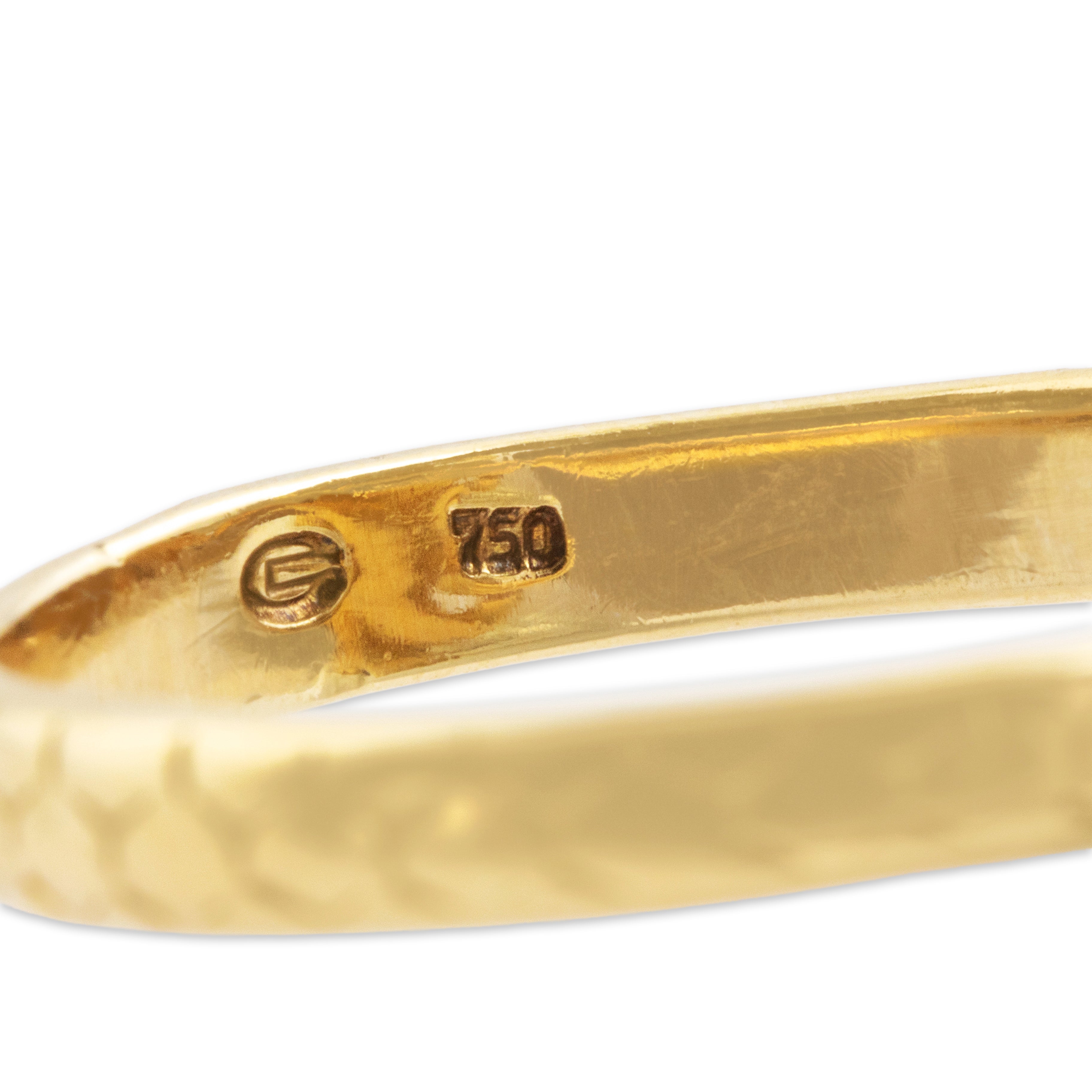 Vintage 18k Yellow Gold Slithering Serpent Ring - Hallmark view