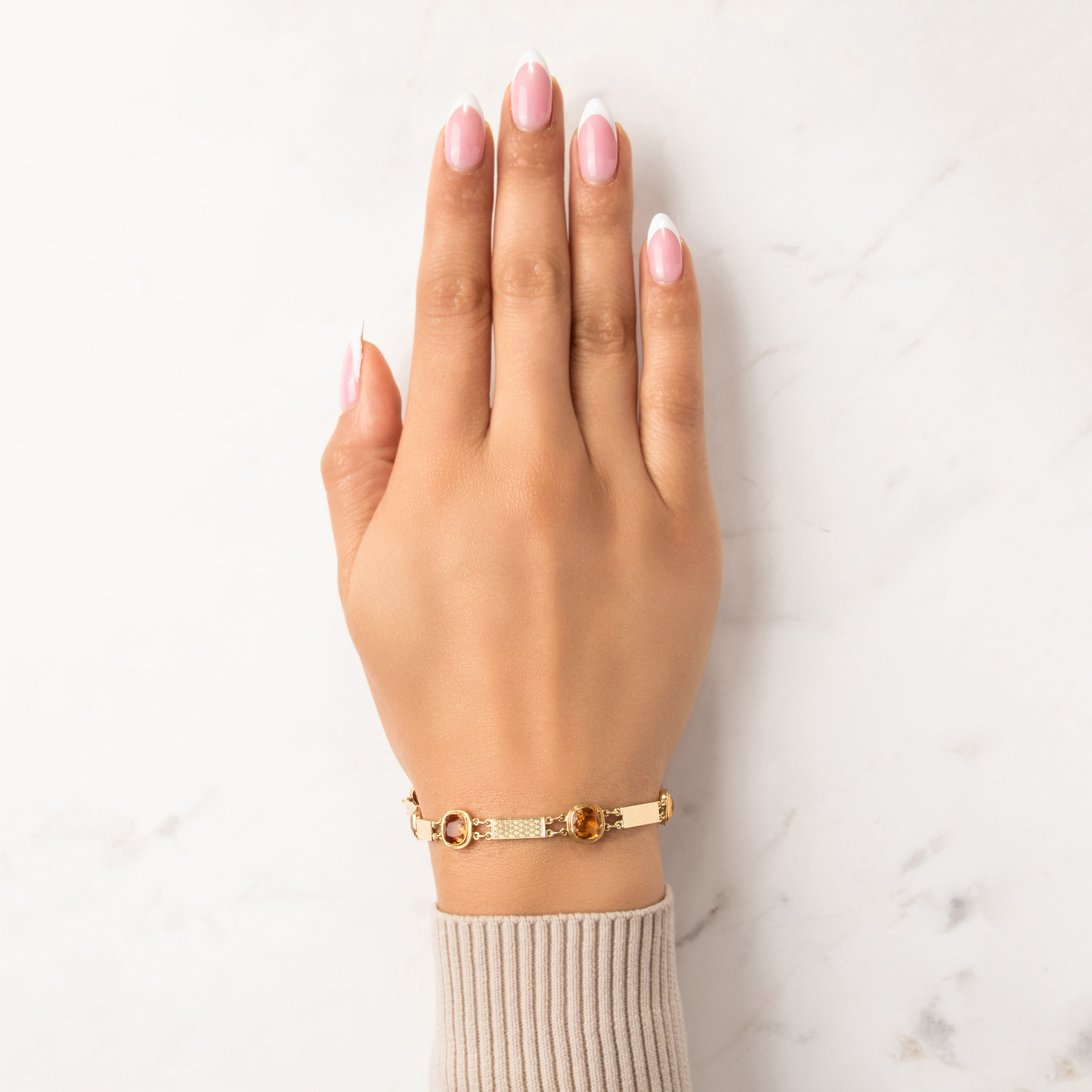 Vintage 14k Yellow Gold 6.47cttw Citrine Wonderful Textured Bar Link Bracelet - On model view