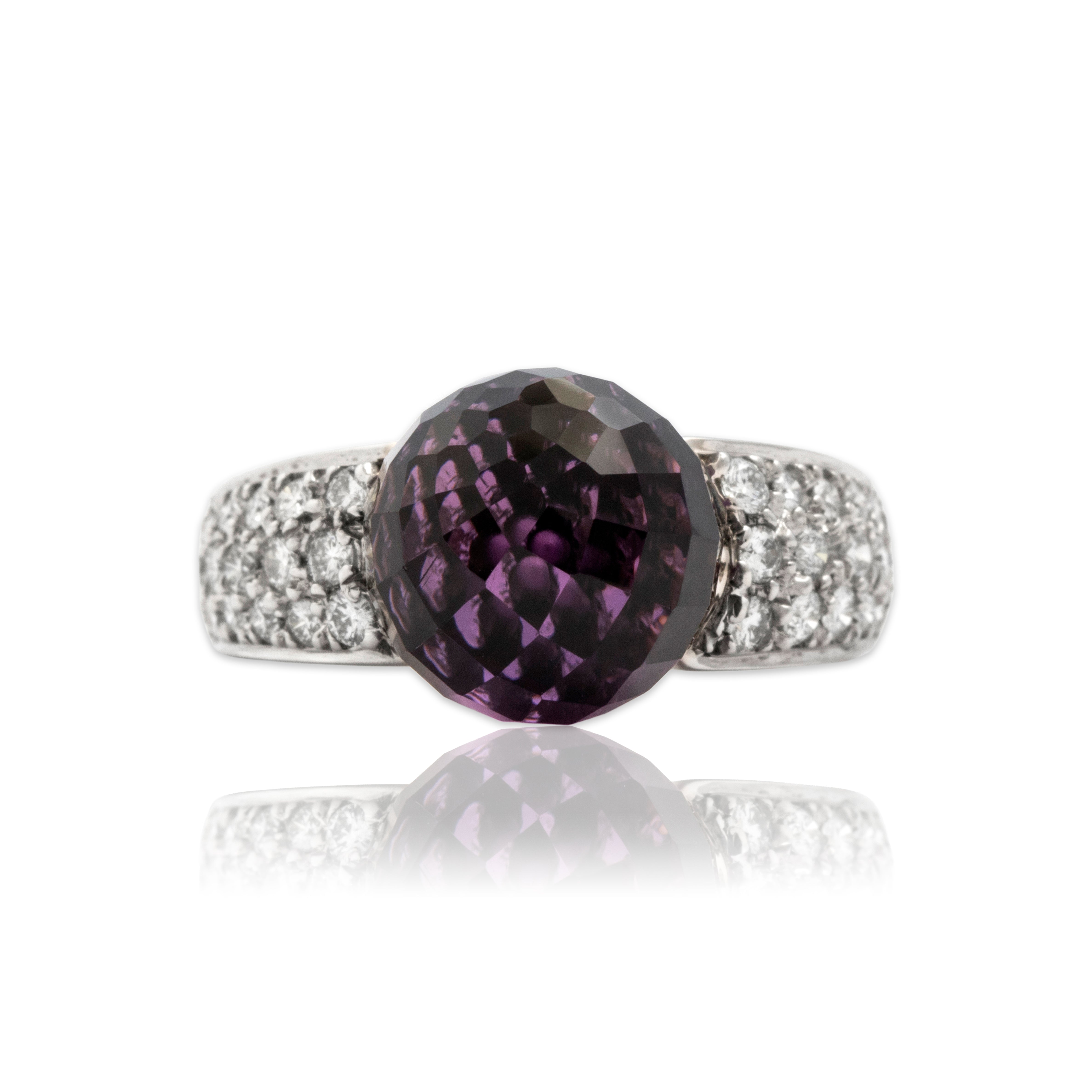 Vintage Heavy 18k White Gold 8.52ct Amethyst Diamond Glittering Shoulder Orb Ring - Close-up view