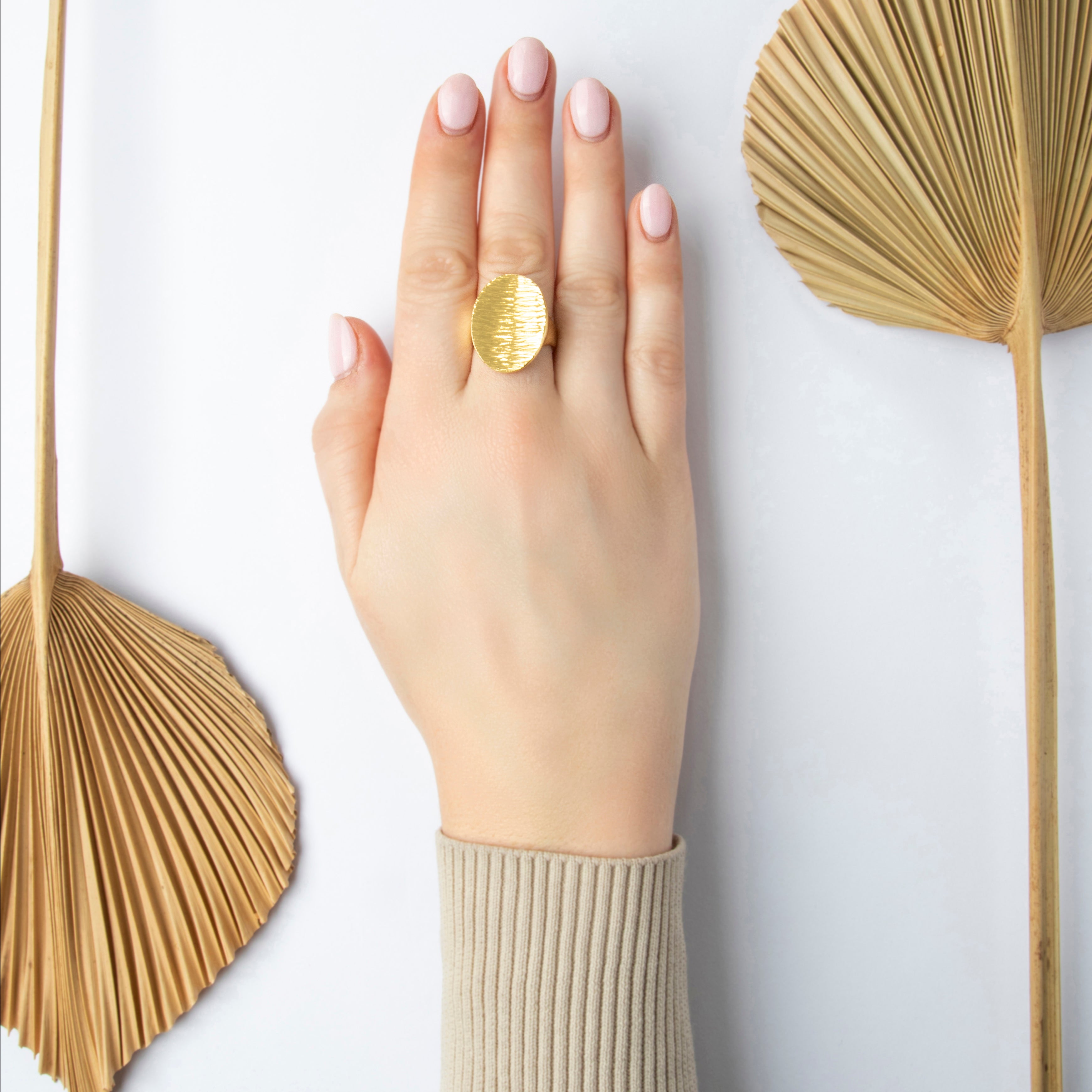 Vintage Italian 18k Yellow Gold Fun Bold Textured Oval Statement Ring - On model view