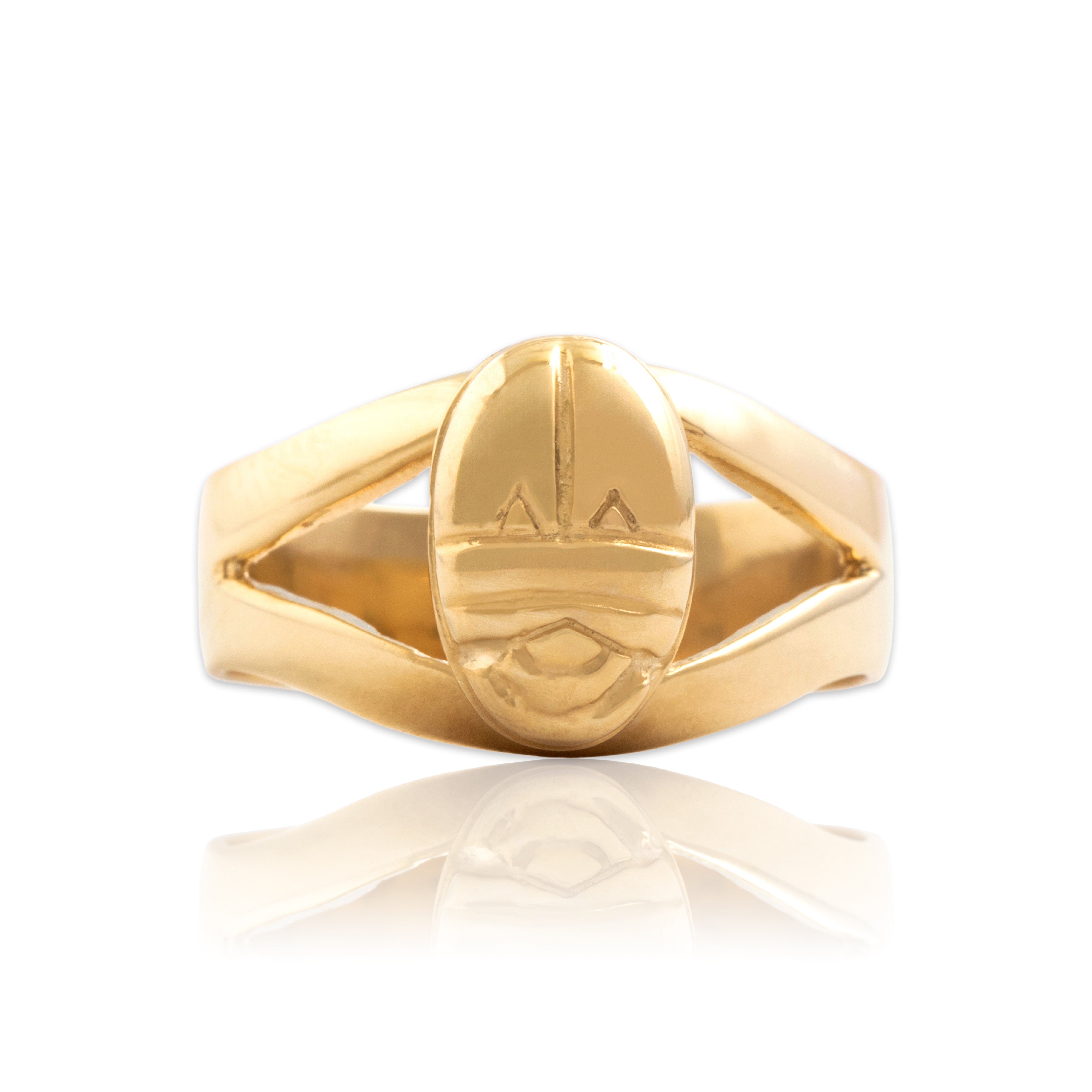 Vintage 14k Yellow Gold Gleaming Bold Scarab Beetle Ring - Close-up view