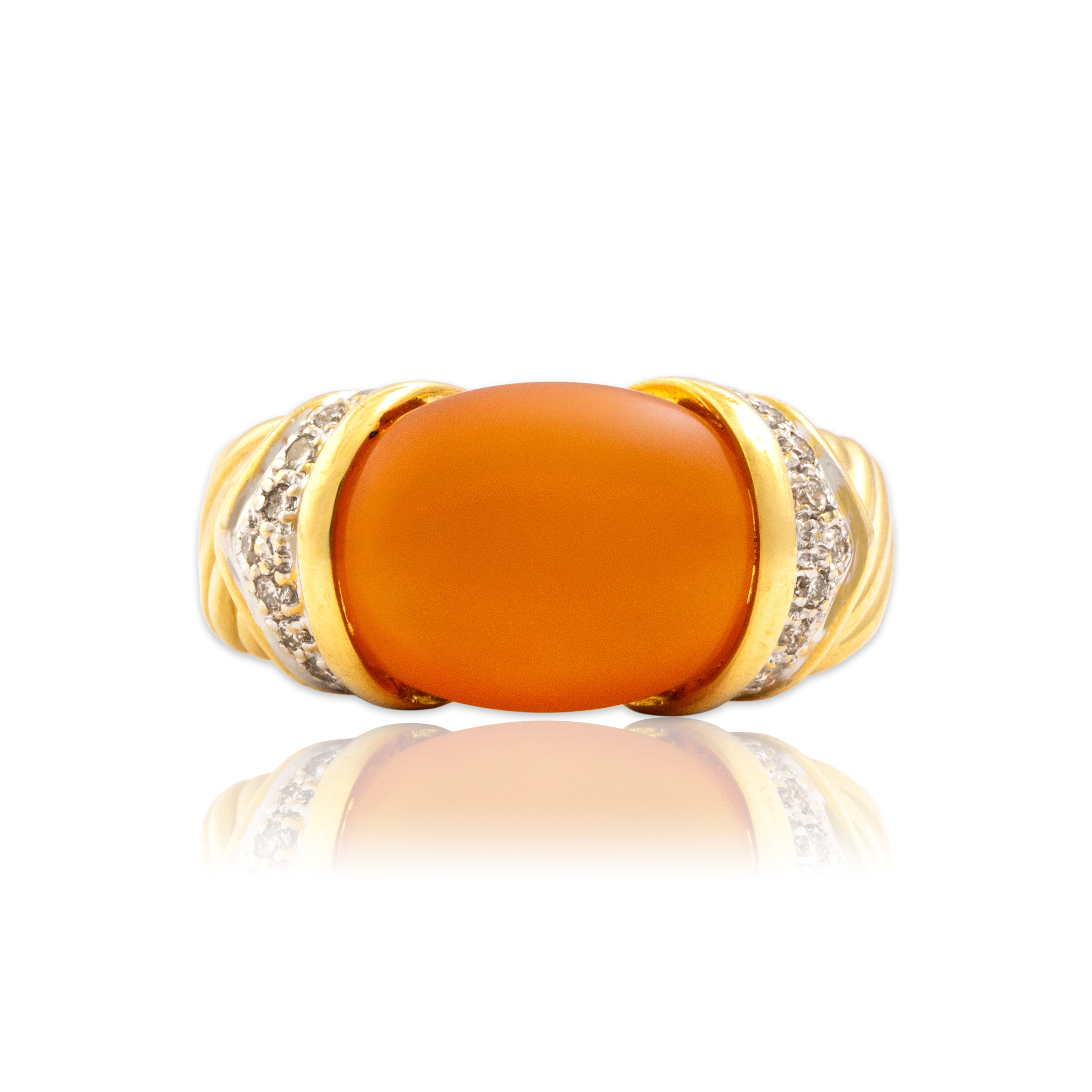 Vintage Heavy 18k Yellow Gold 5.71ct Orange Chalcedony Diamond Glowing East-West Cabochon Ring - Close-up view
