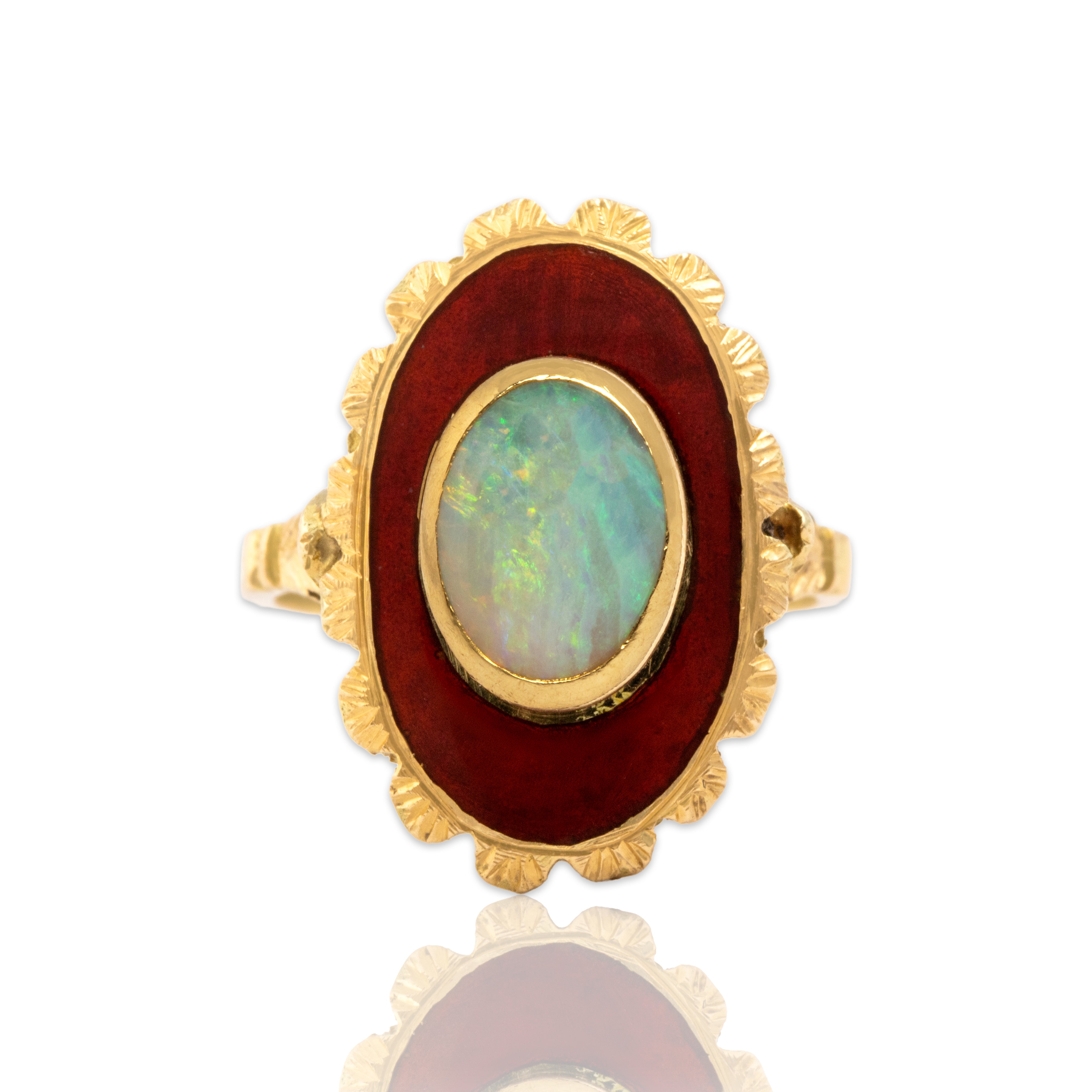 Vintage 18k Yellow Gold 1.1ct Opal Enamel Textured Foliate Frame Ring - Close-up view
