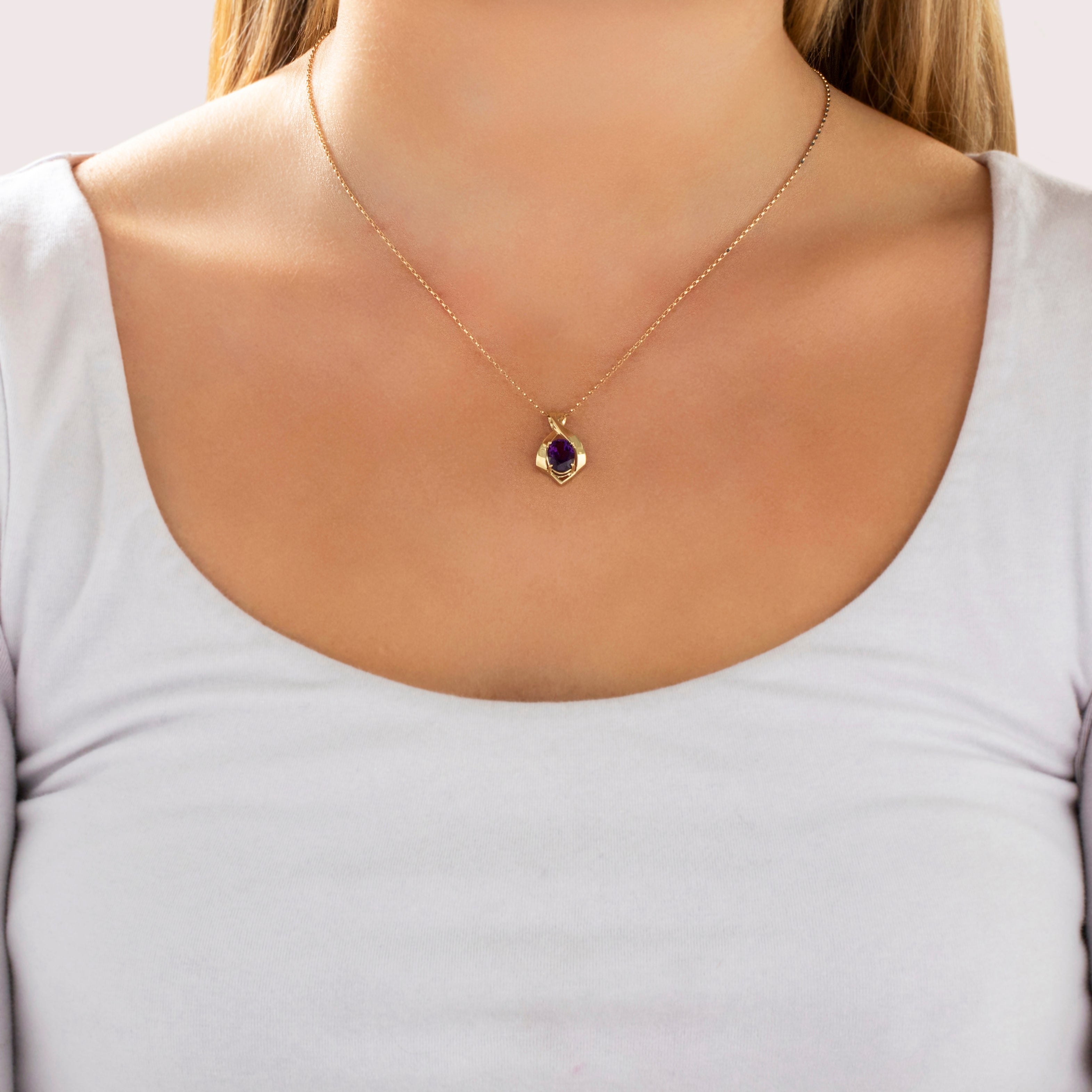 Vintage 14k Yellow Gold 1.61ct Amethyst Sculptural Ribbon Frame Pendant - On model view