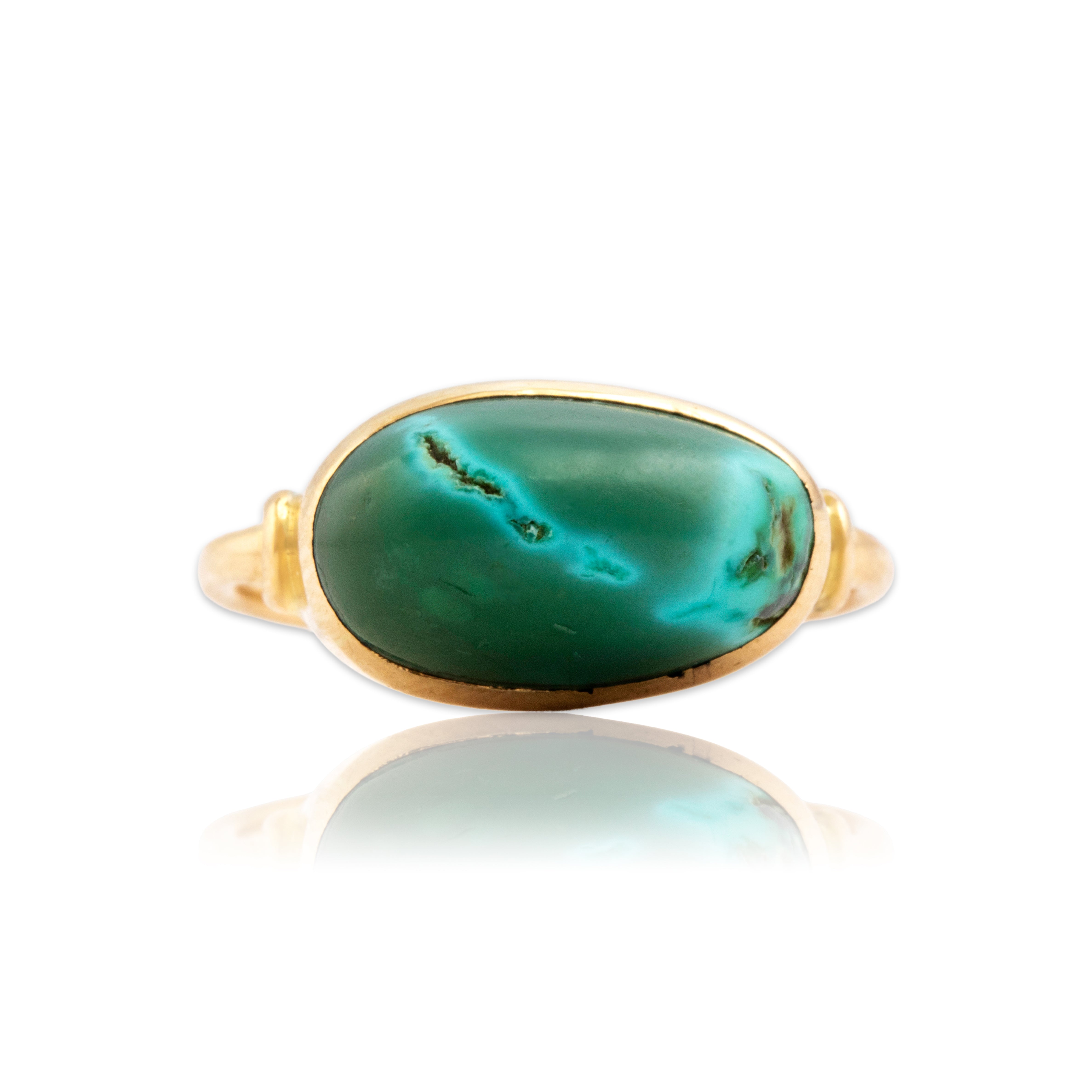 Antique 14k Yellow Gold Turquoise Naturalistic Bezel Cabochon Ring - Close-up view